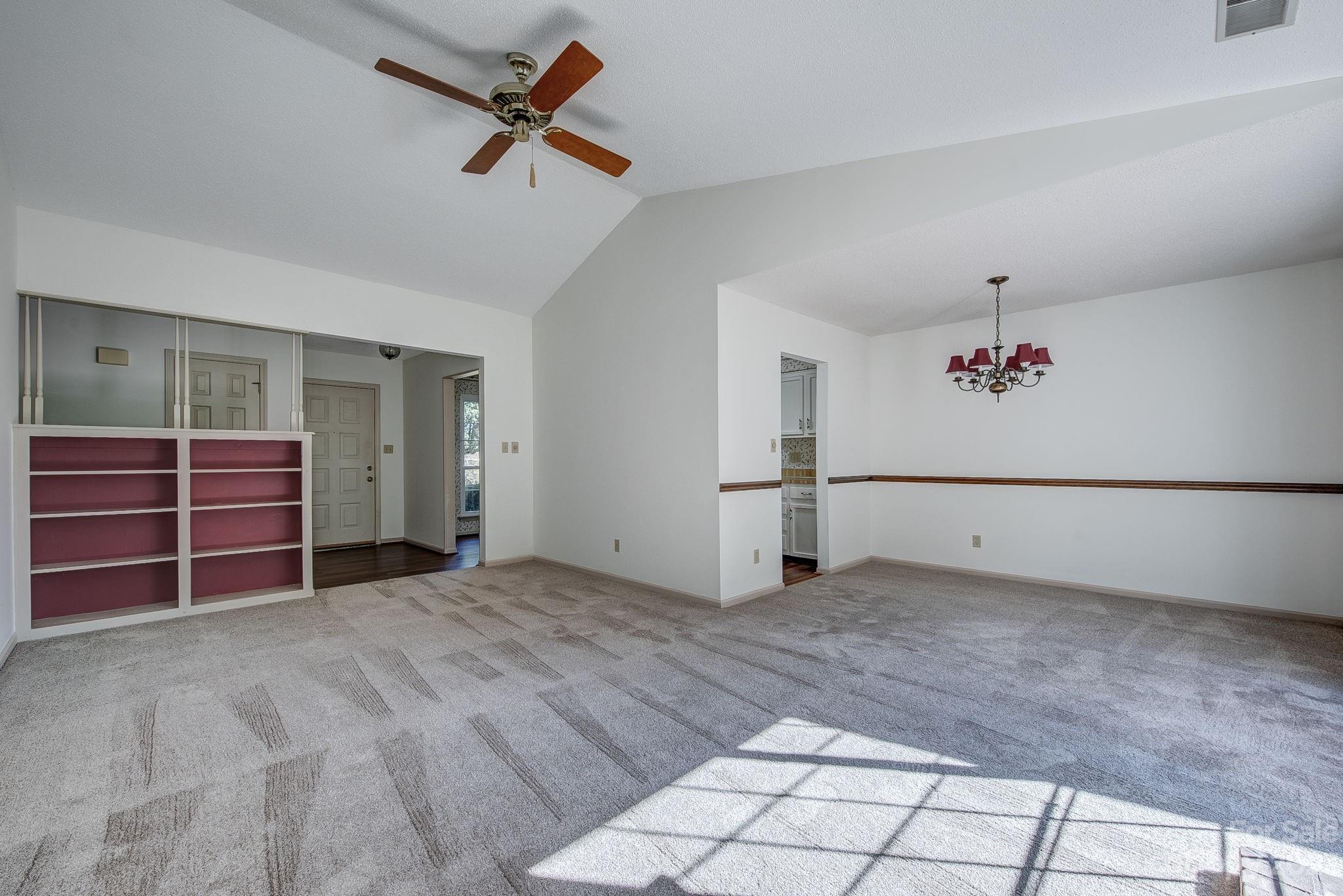 1662 Robins Nest Court Unit: B