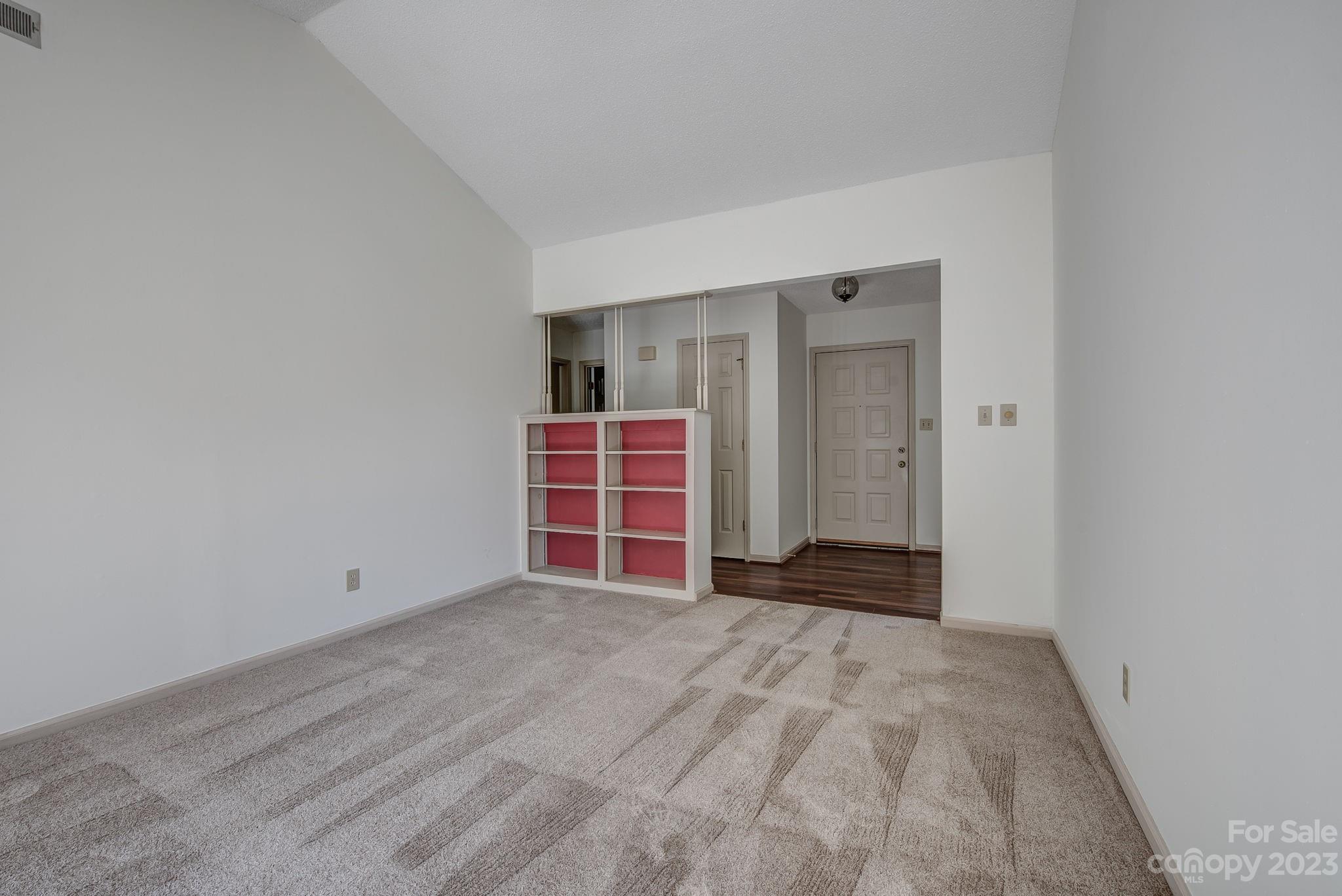 1662 Robins Nest Court Unit: B