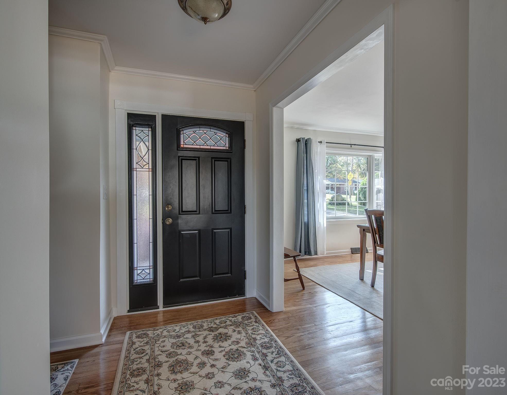 2011 Helen Drive