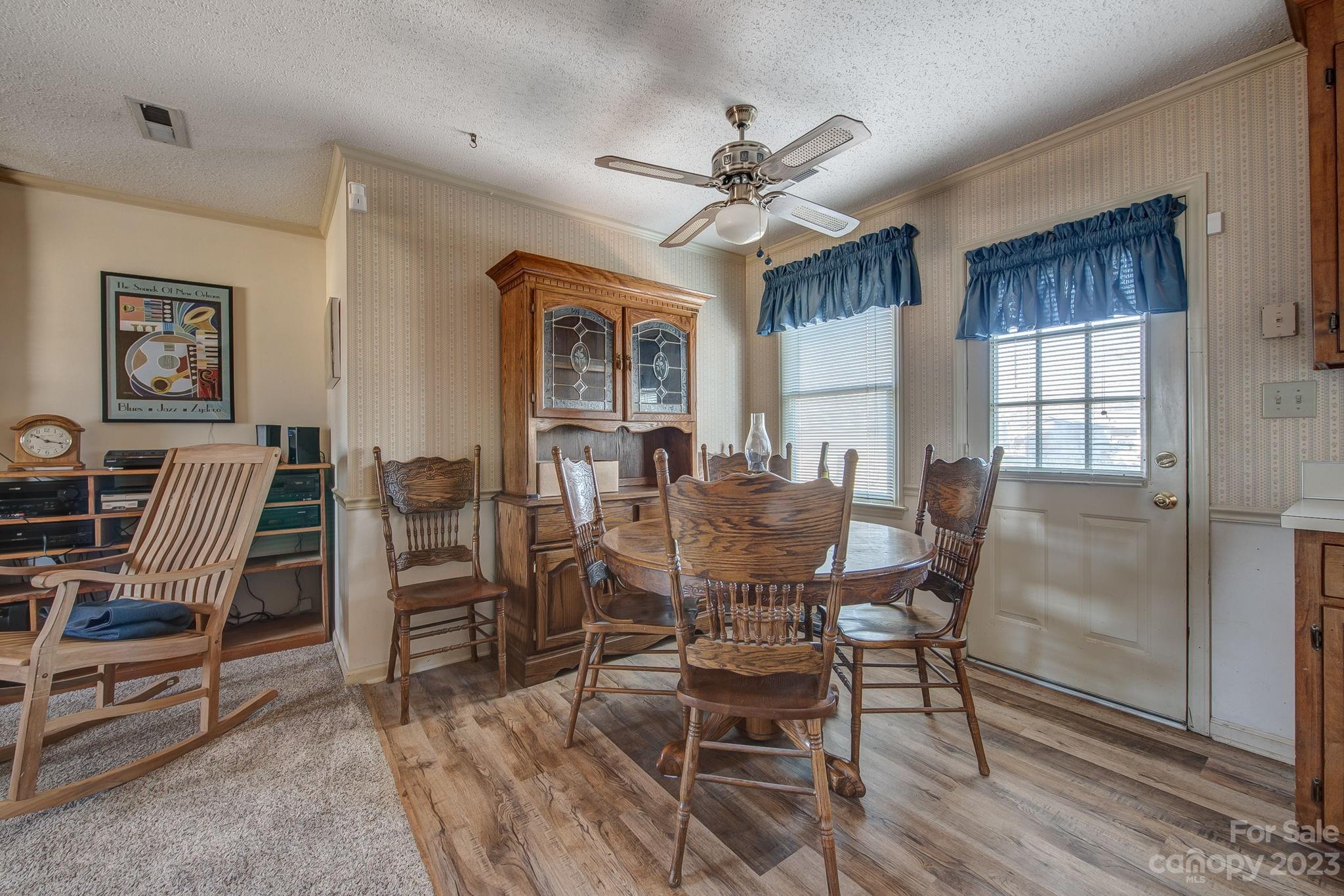 2325 Woodfield Circle