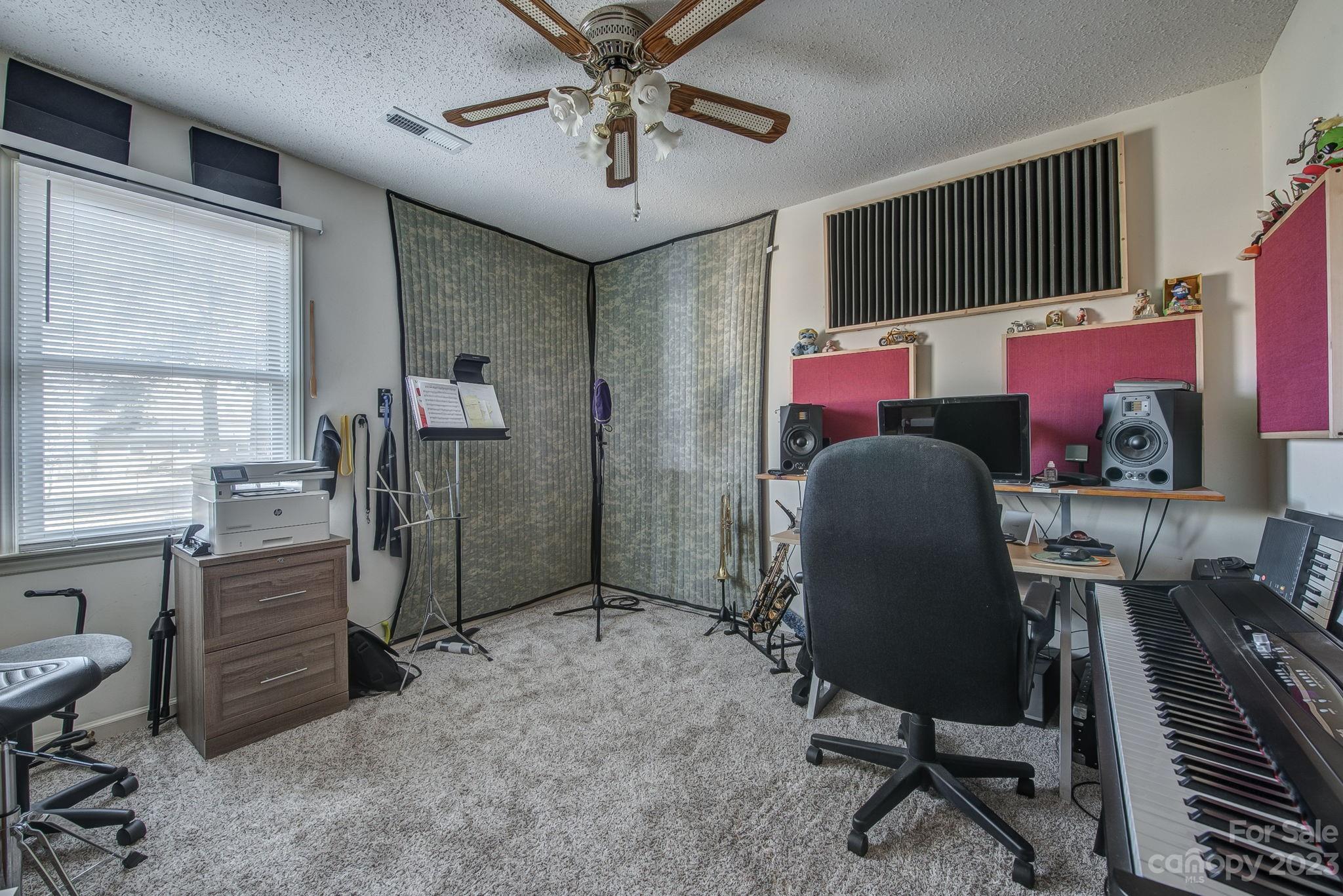 2325 Woodfield Circle