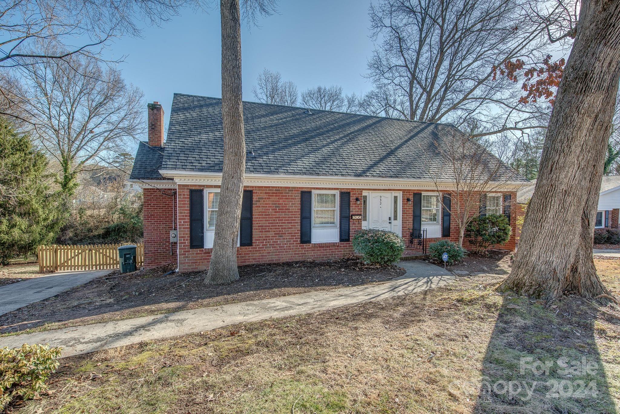 932 Nottingham Drive