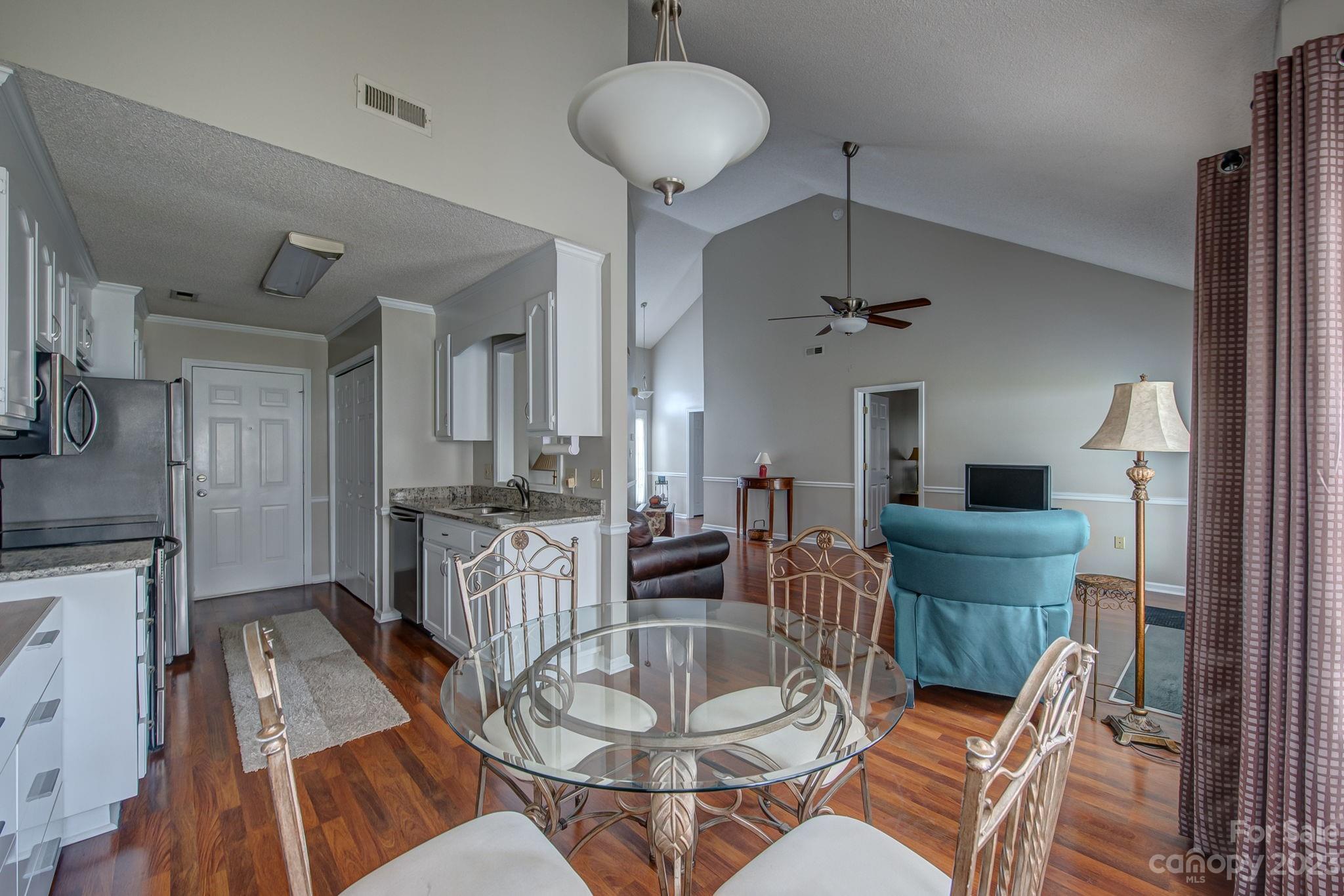3009 River Ridge Drive