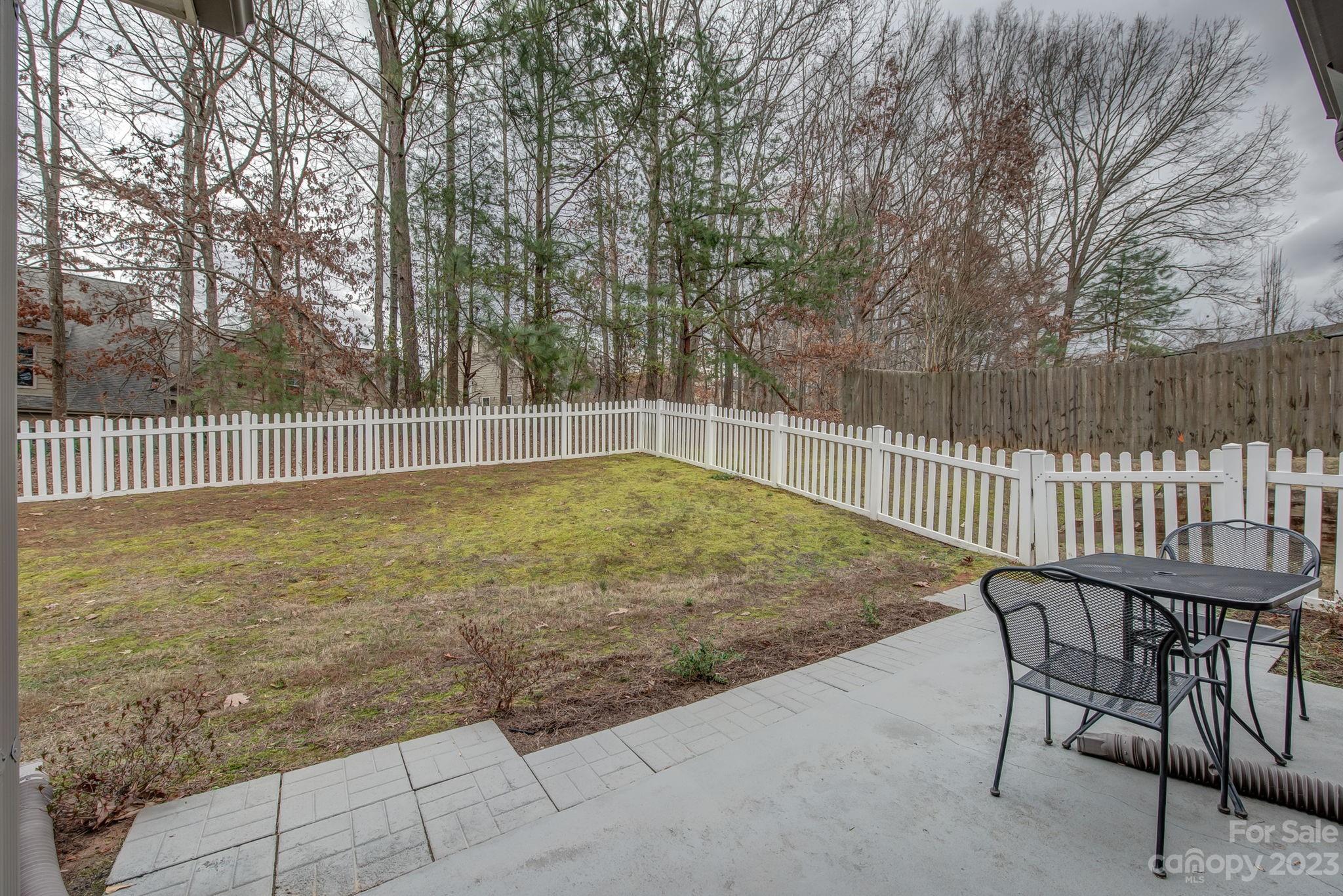 3009 River Ridge Drive