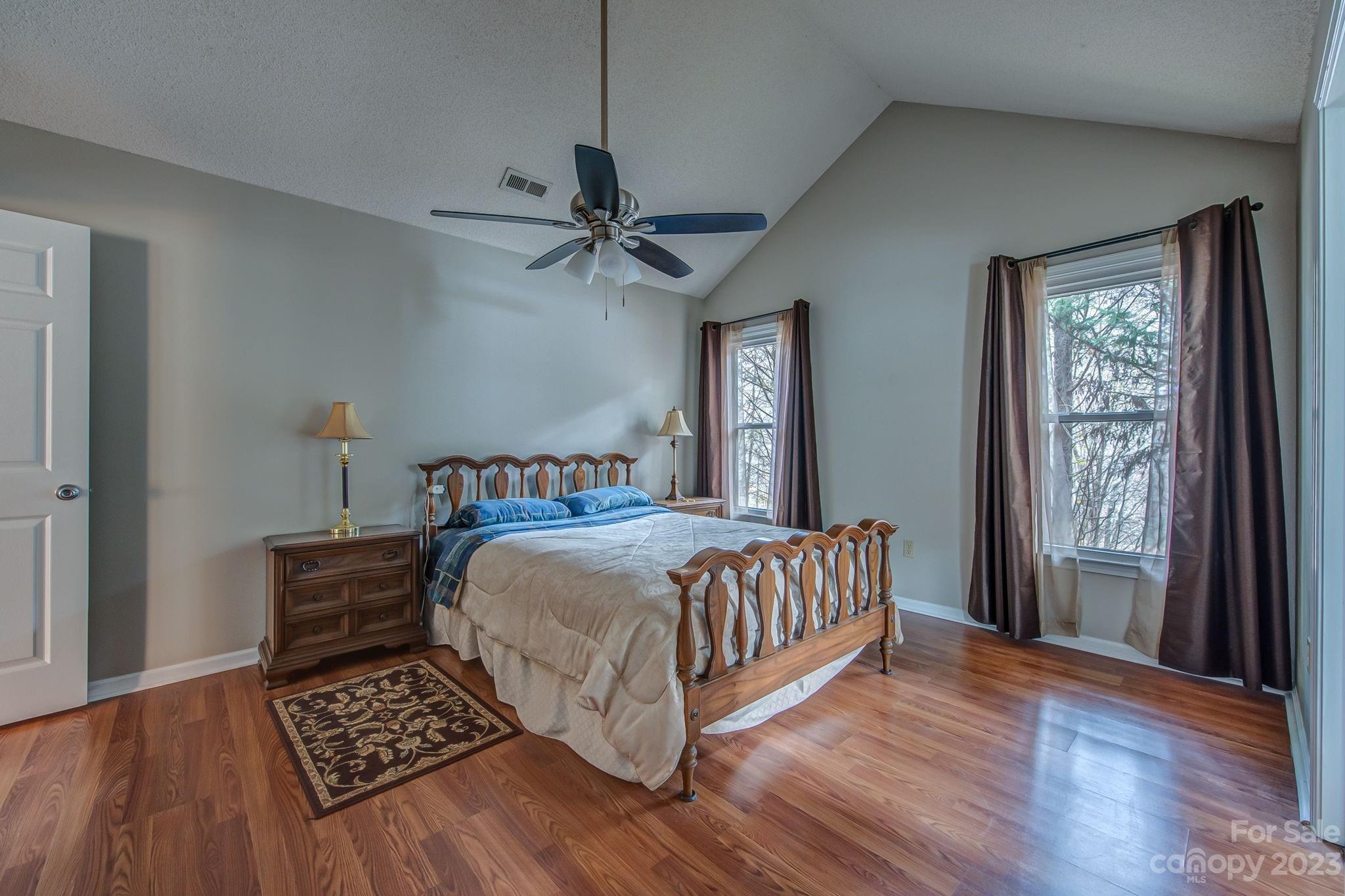 3009 River Ridge Drive