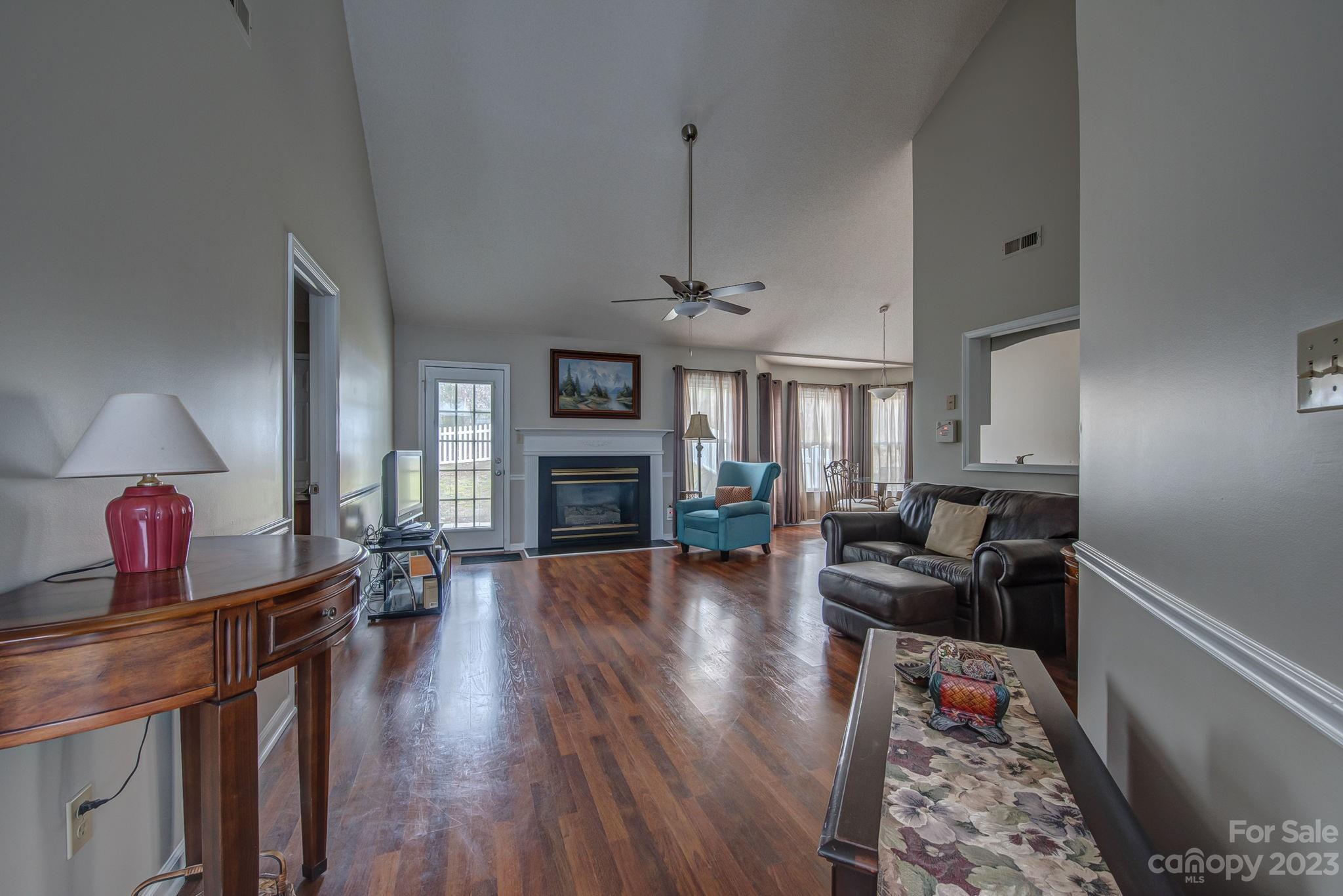 3009 River Ridge Drive