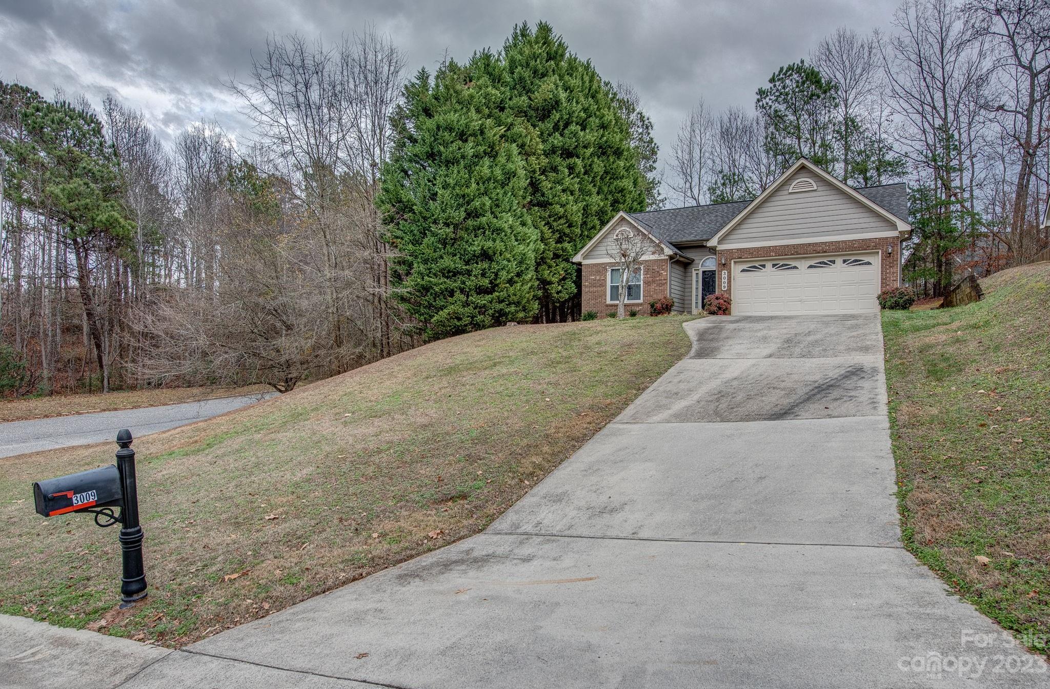 3009 River Ridge Drive