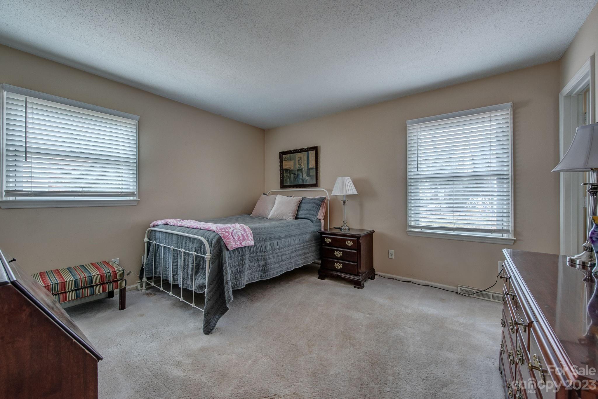 523 Whitethorn Drive