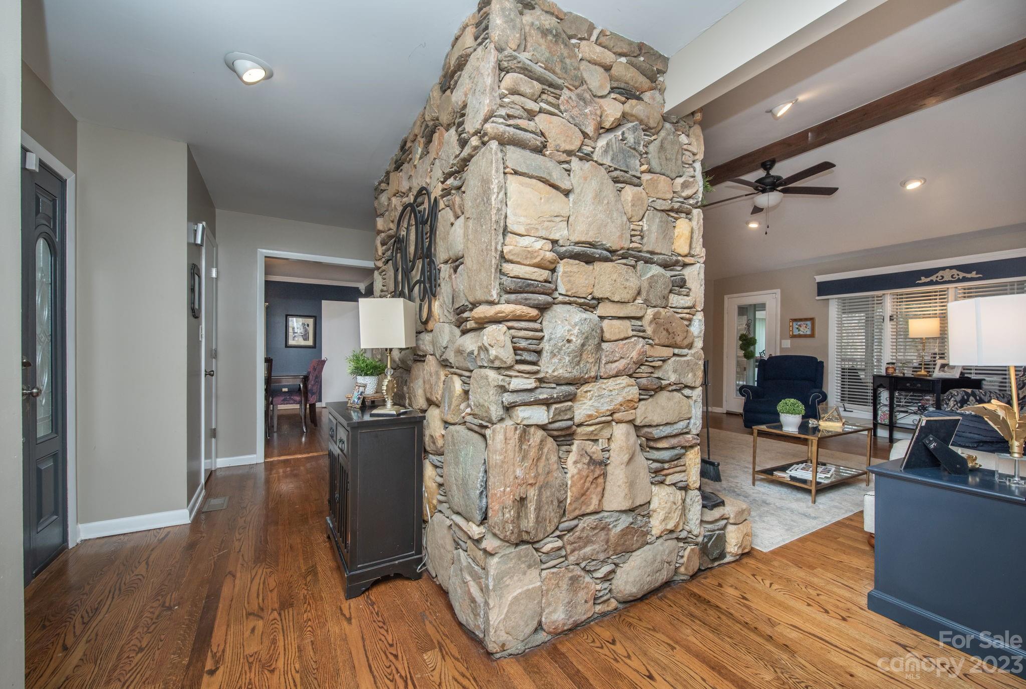 5078 Kentwood Drive