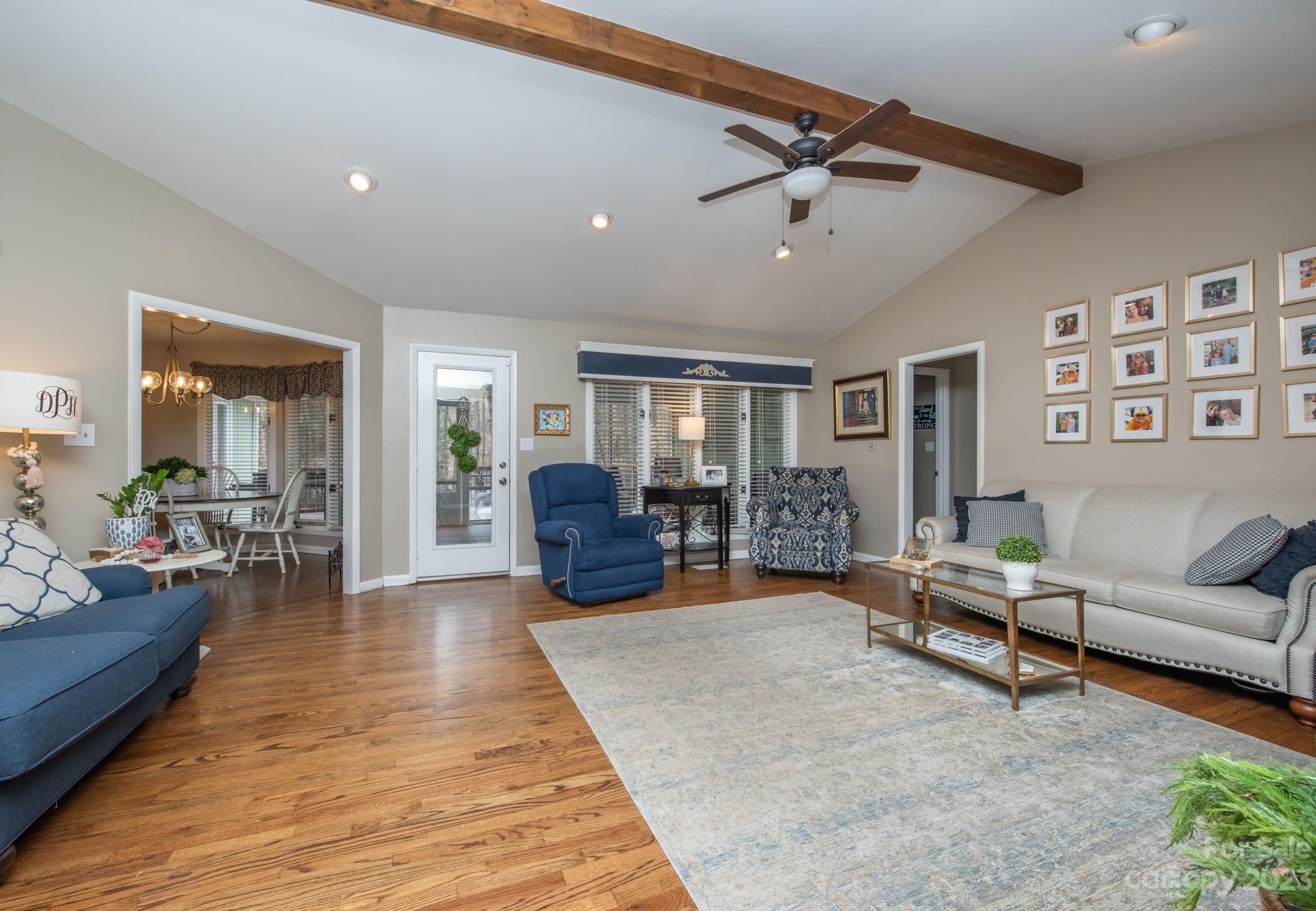 5078 Kentwood Drive