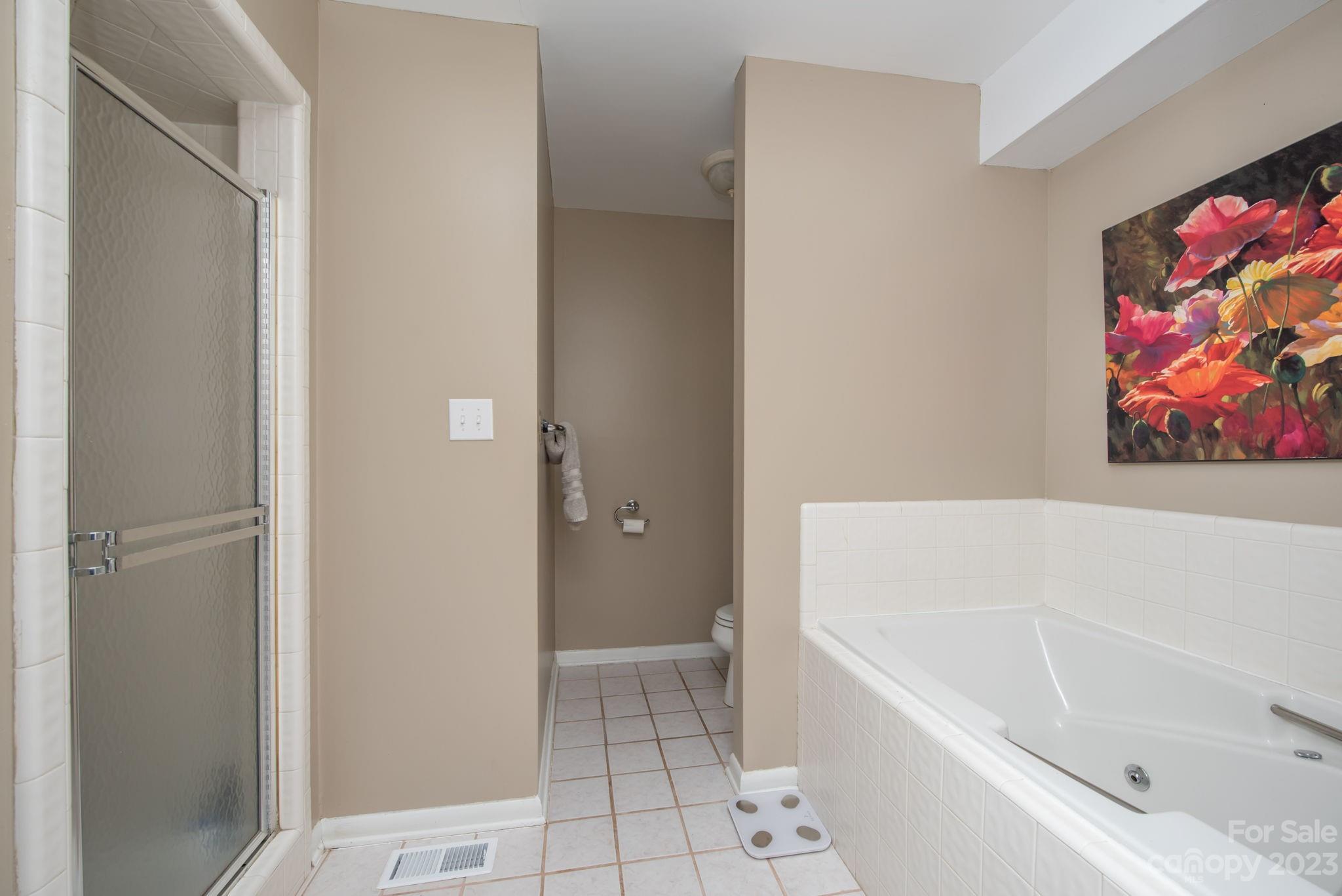 5078 Kentwood Drive