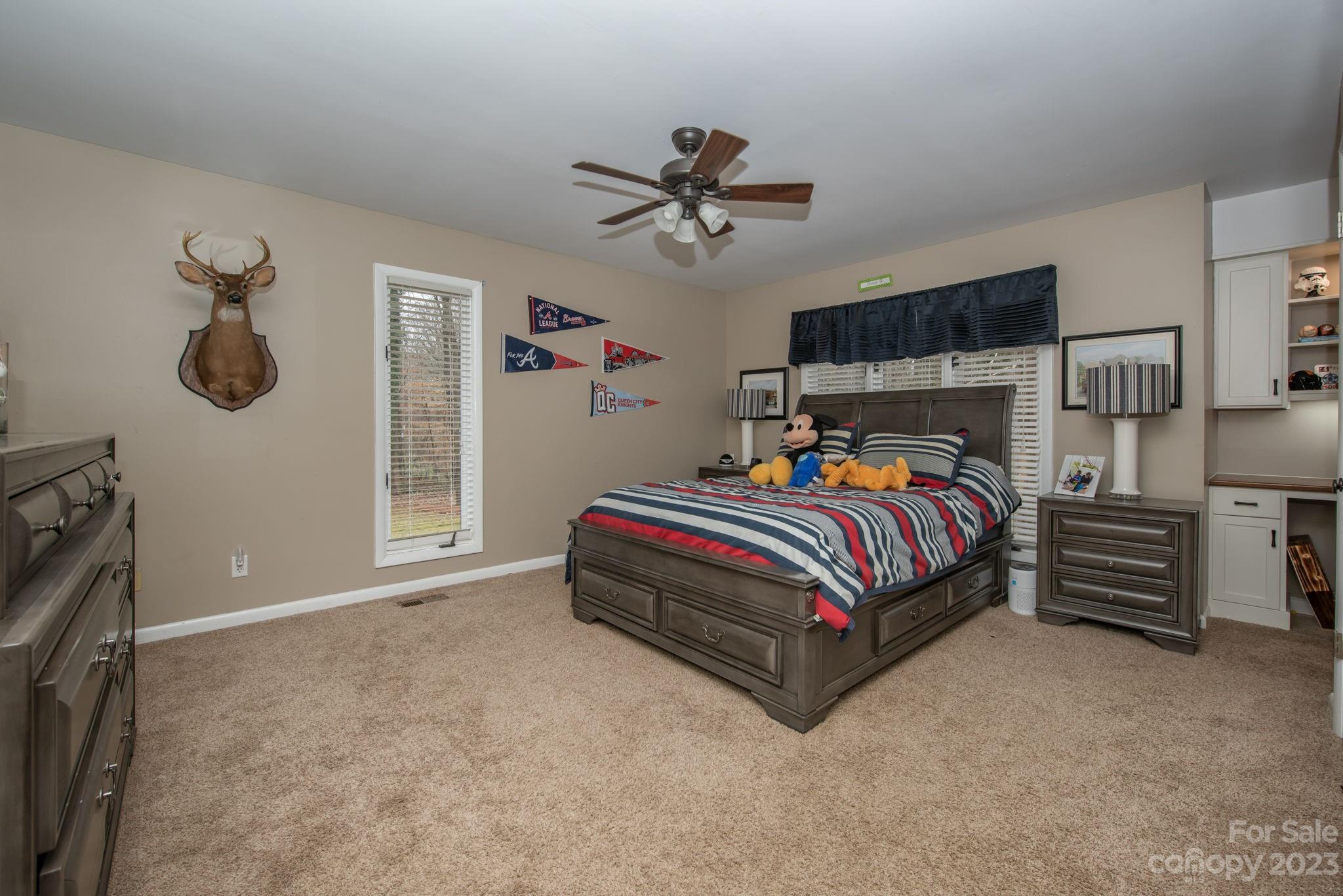 5078 Kentwood Drive