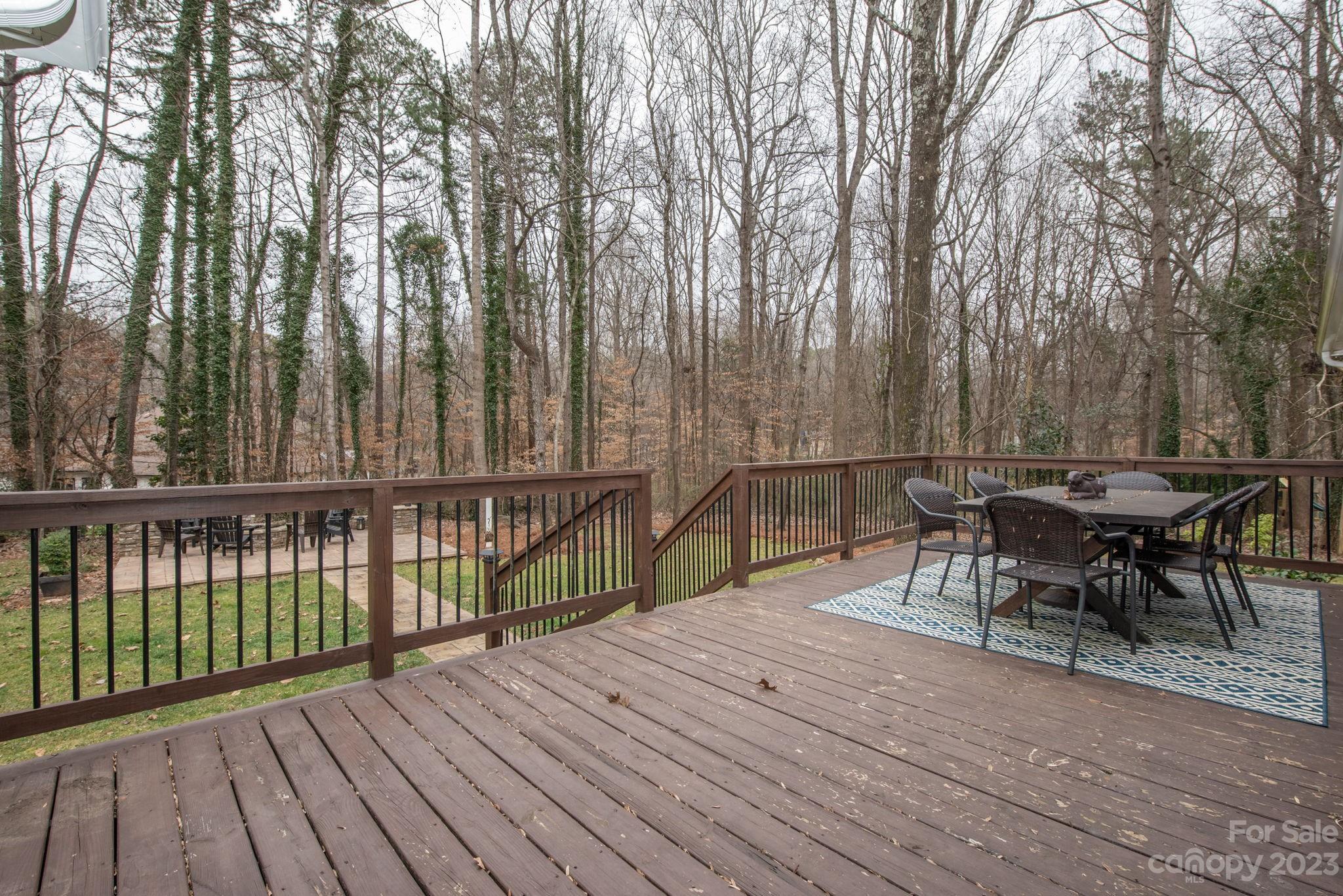5078 Kentwood Drive