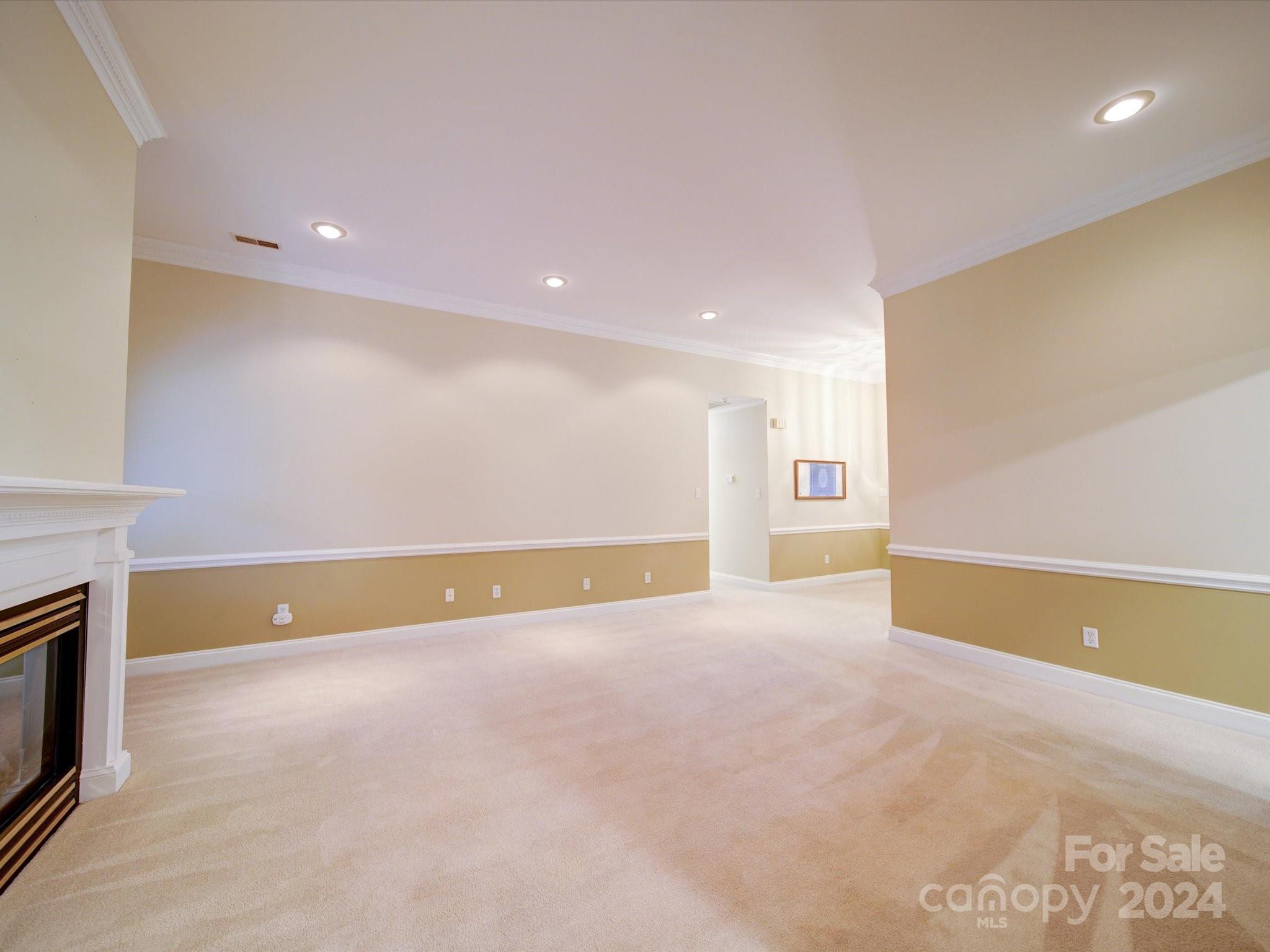 2118 Water Oak Lane