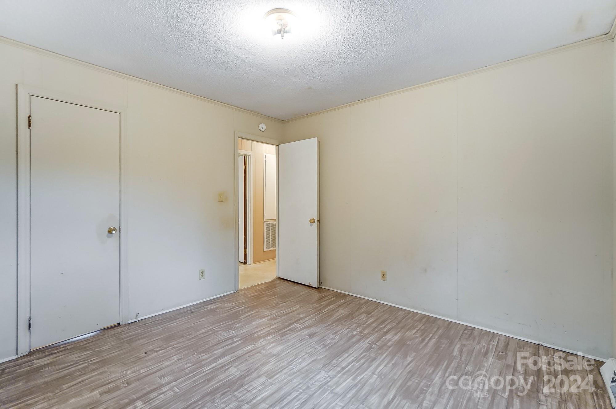 306 Pinewood Drive