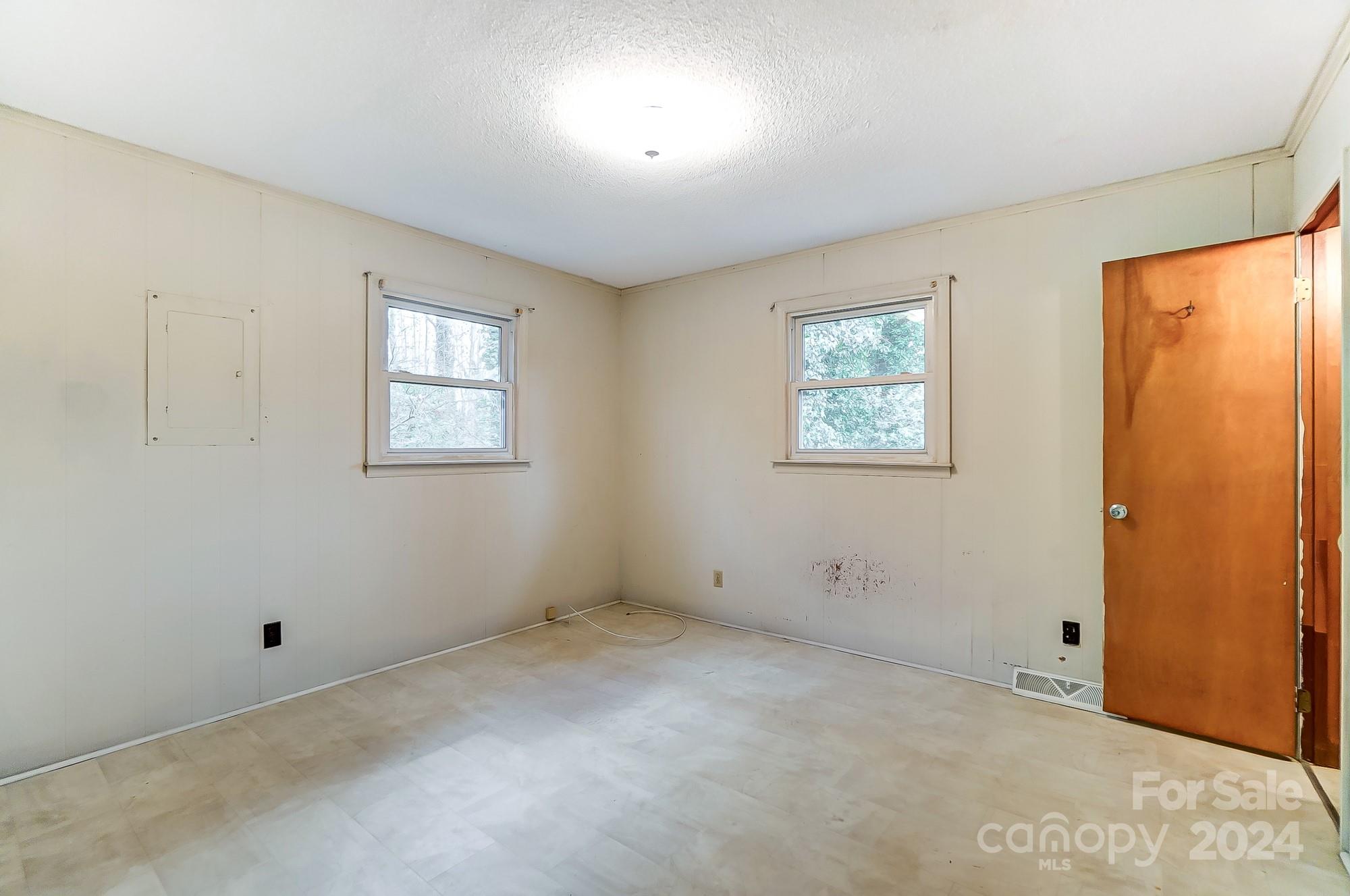306 Pinewood Drive