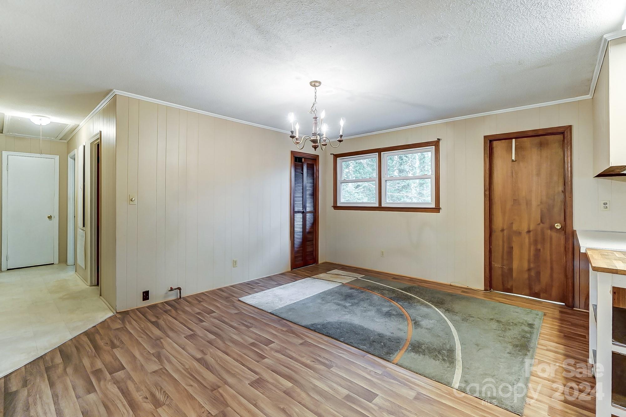 306 Pinewood Drive