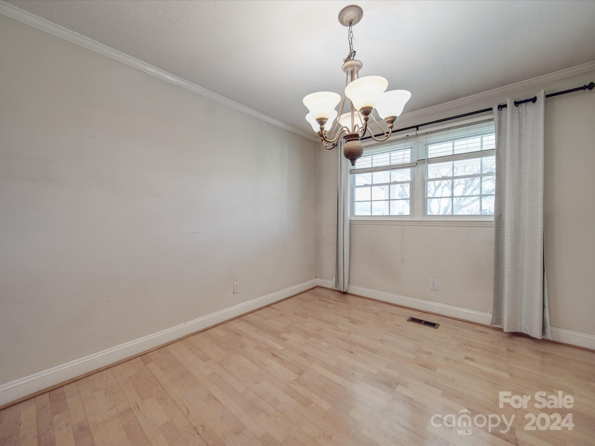 2326 Hollandale Drive