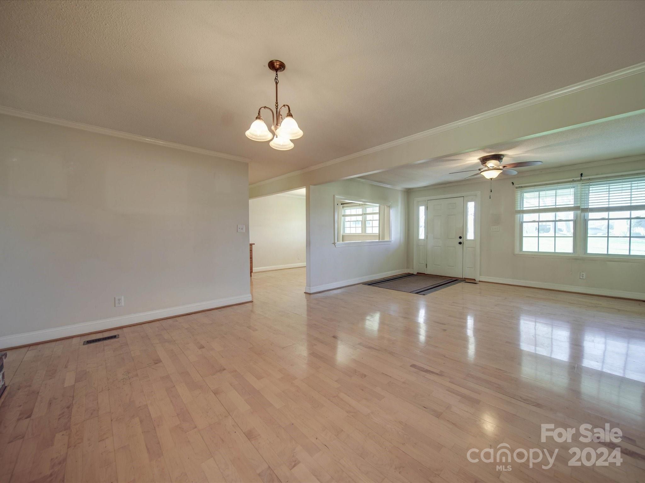 2326 Hollandale Drive