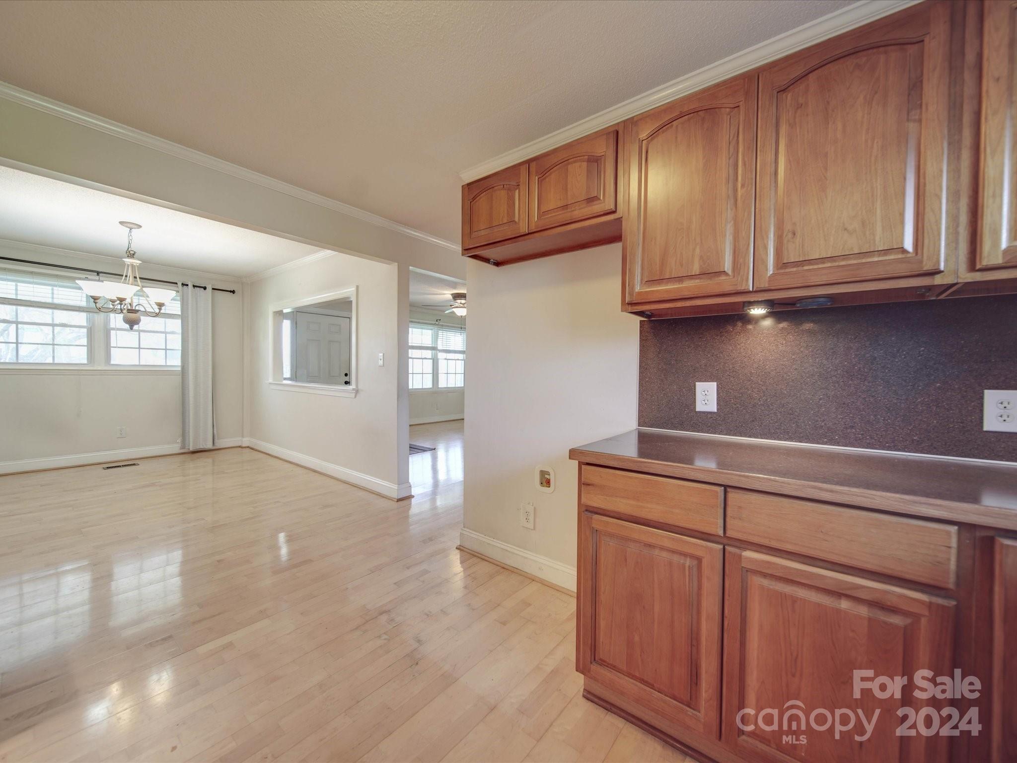 2326 Hollandale Drive