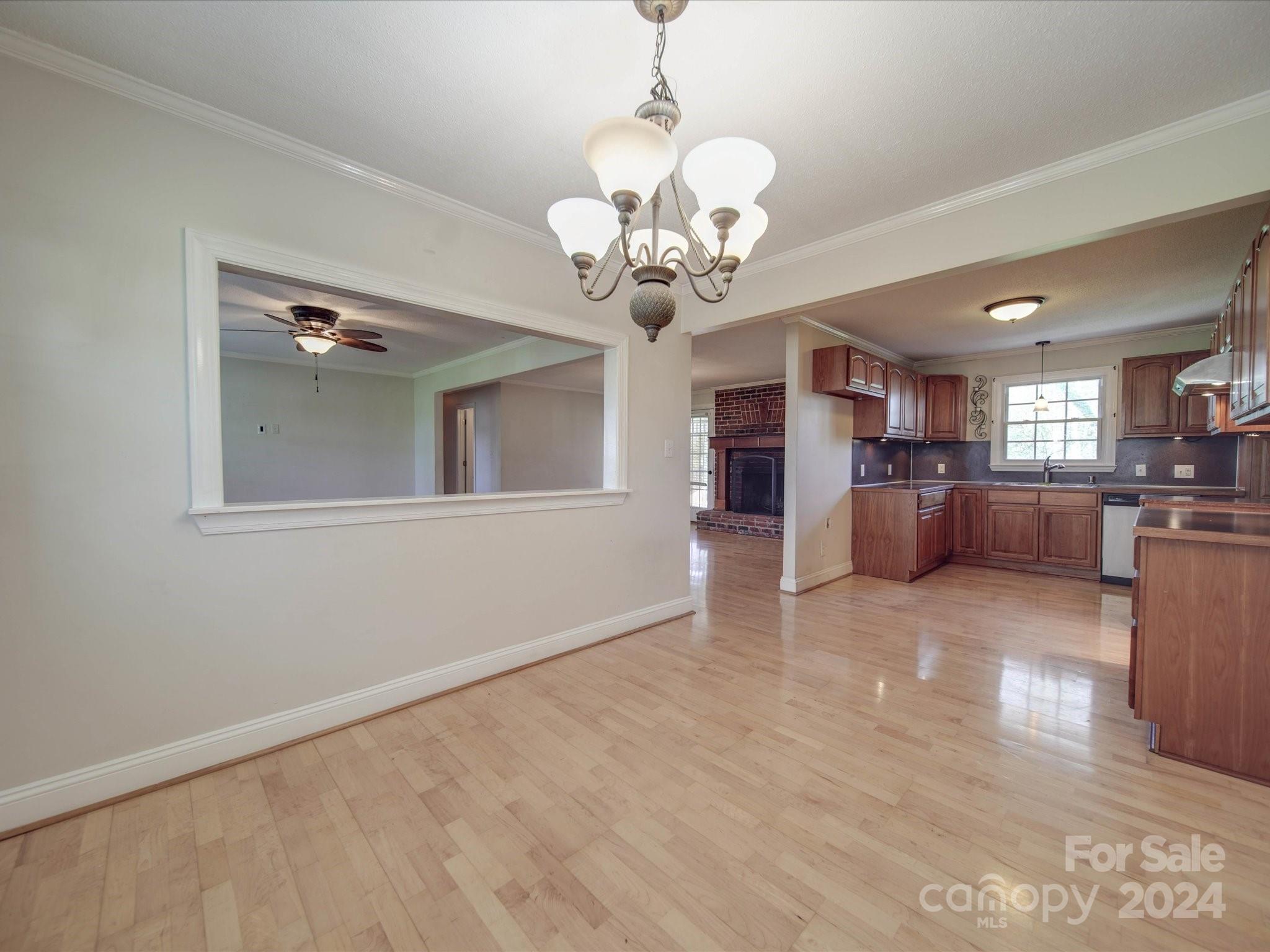 2326 Hollandale Drive