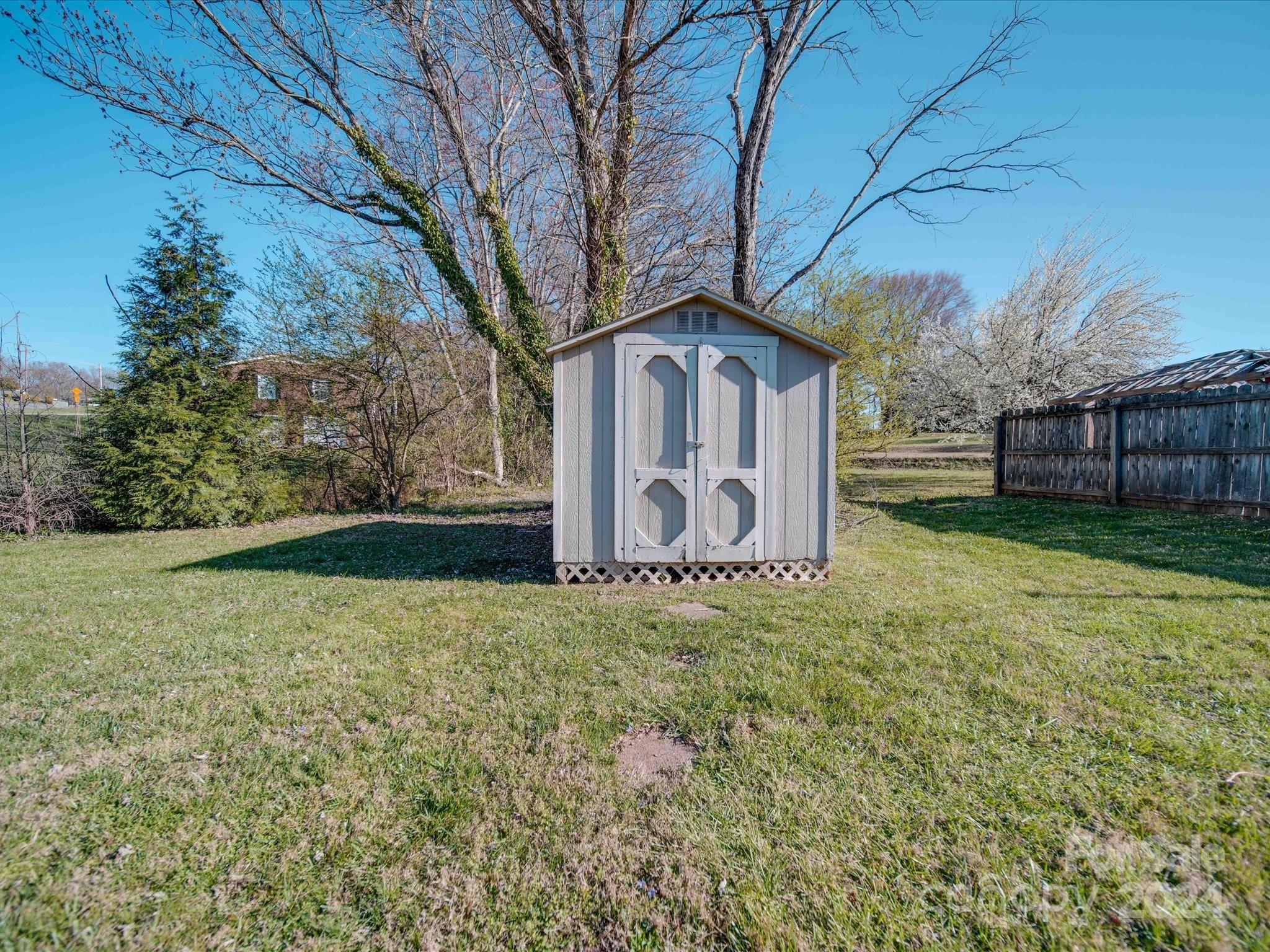 2326 Hollandale Drive