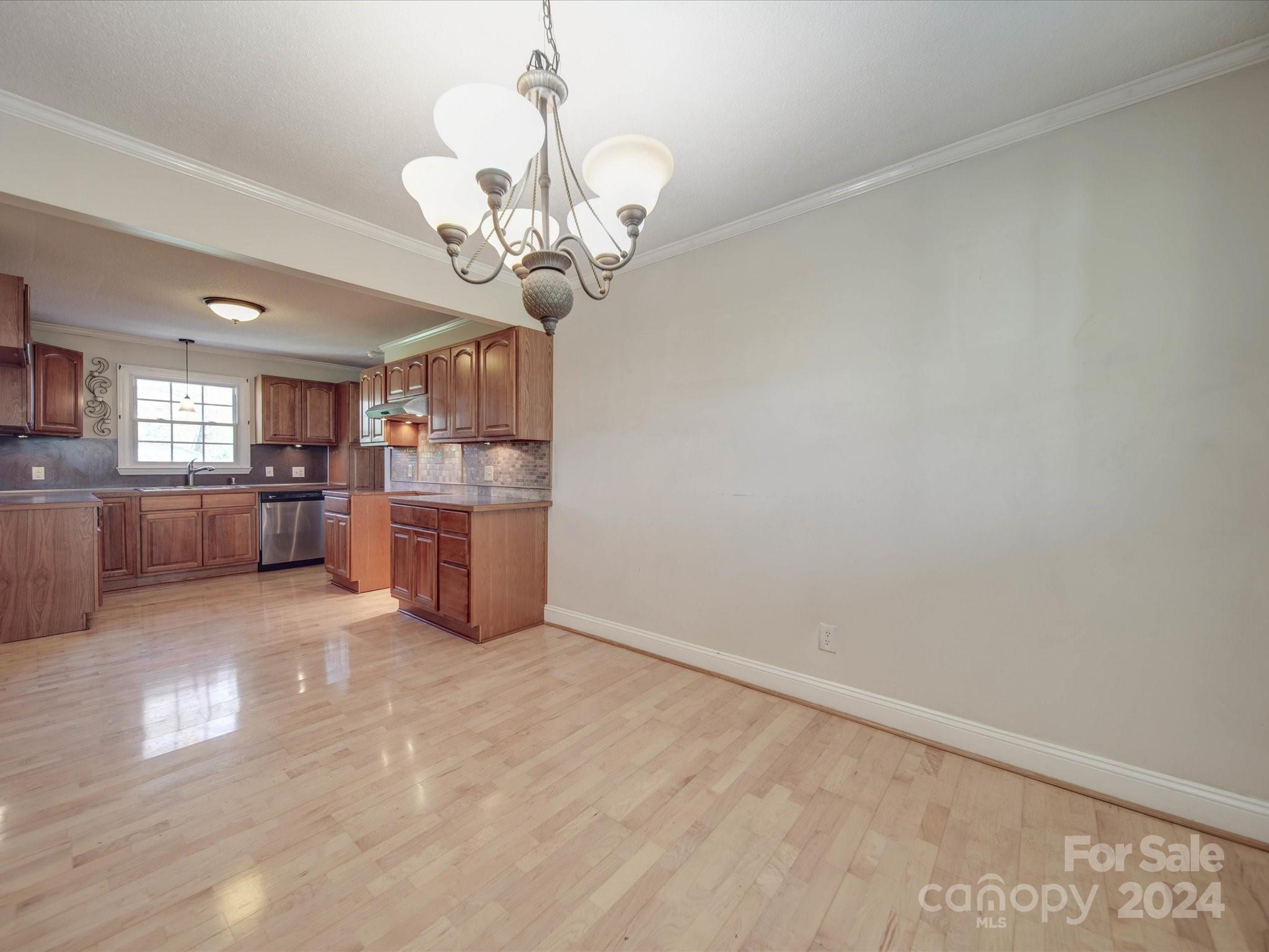 2326 Hollandale Drive