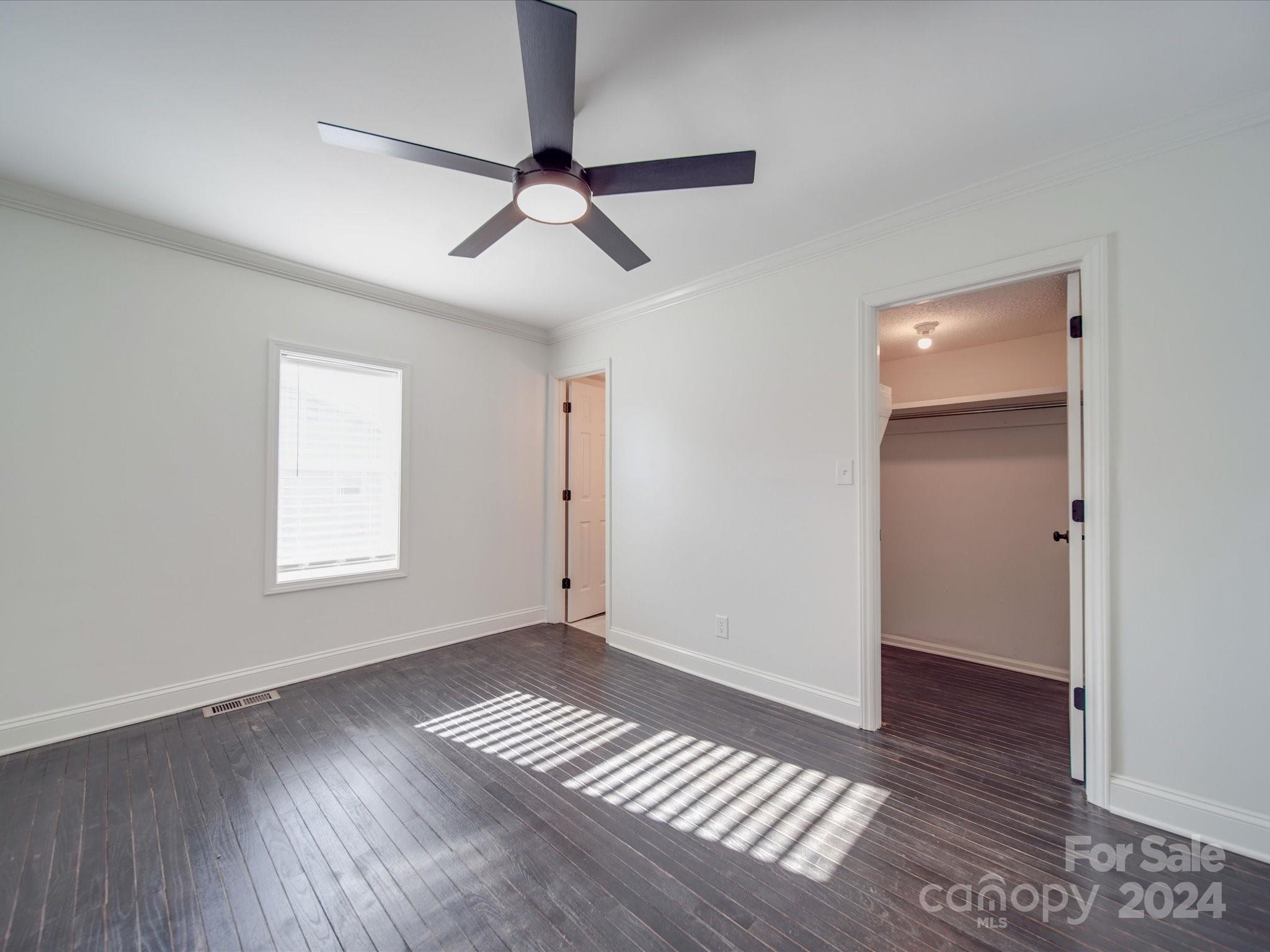 114 Live Oak Avenue