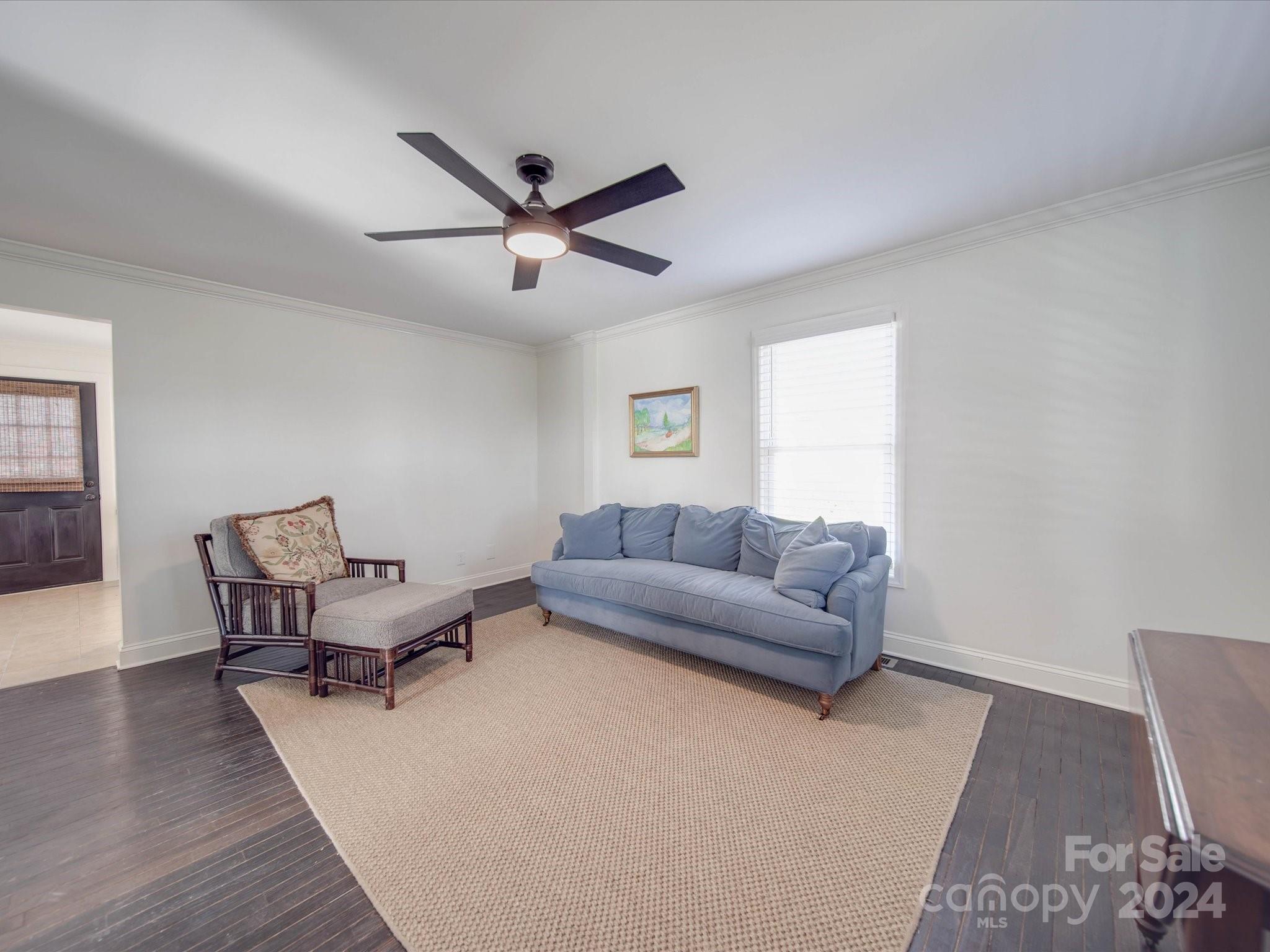 114 Live Oak Avenue