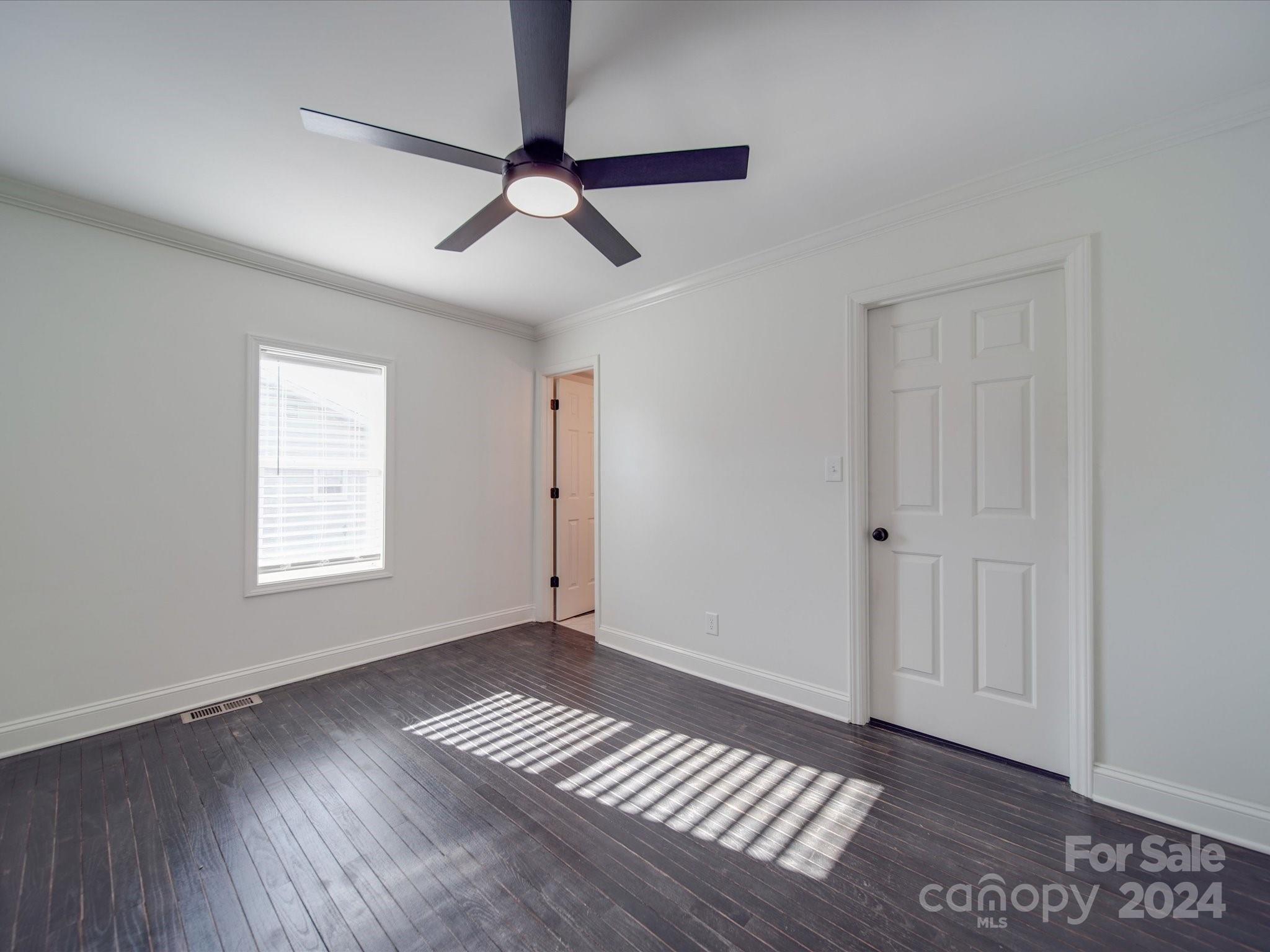 114 Live Oak Avenue