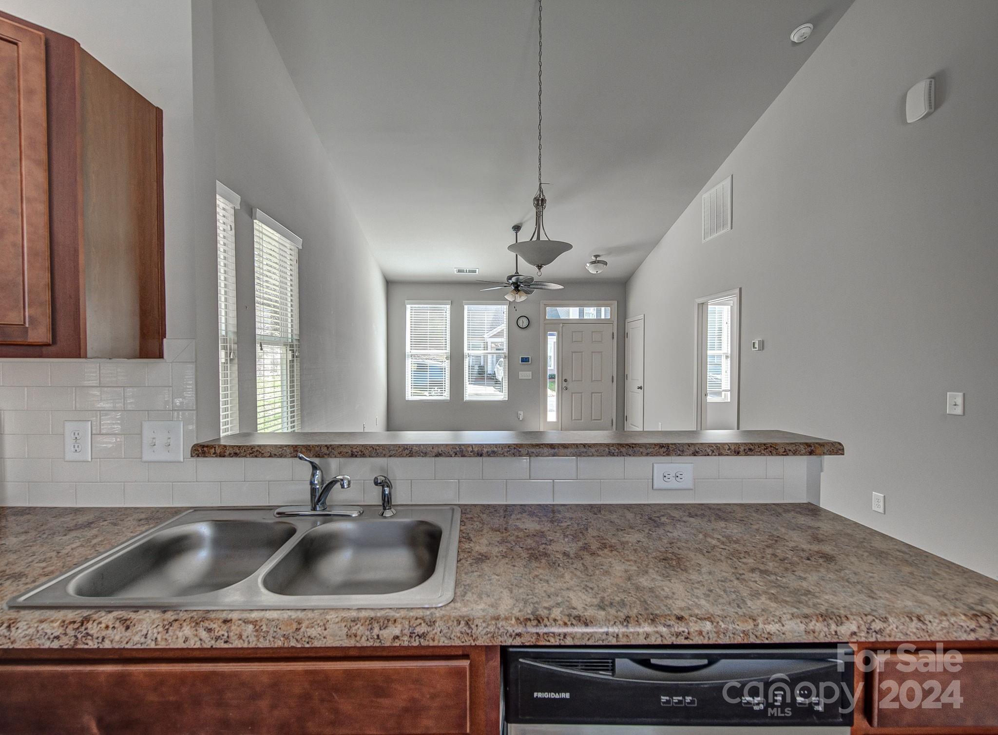 121 N Ferncliff Drive