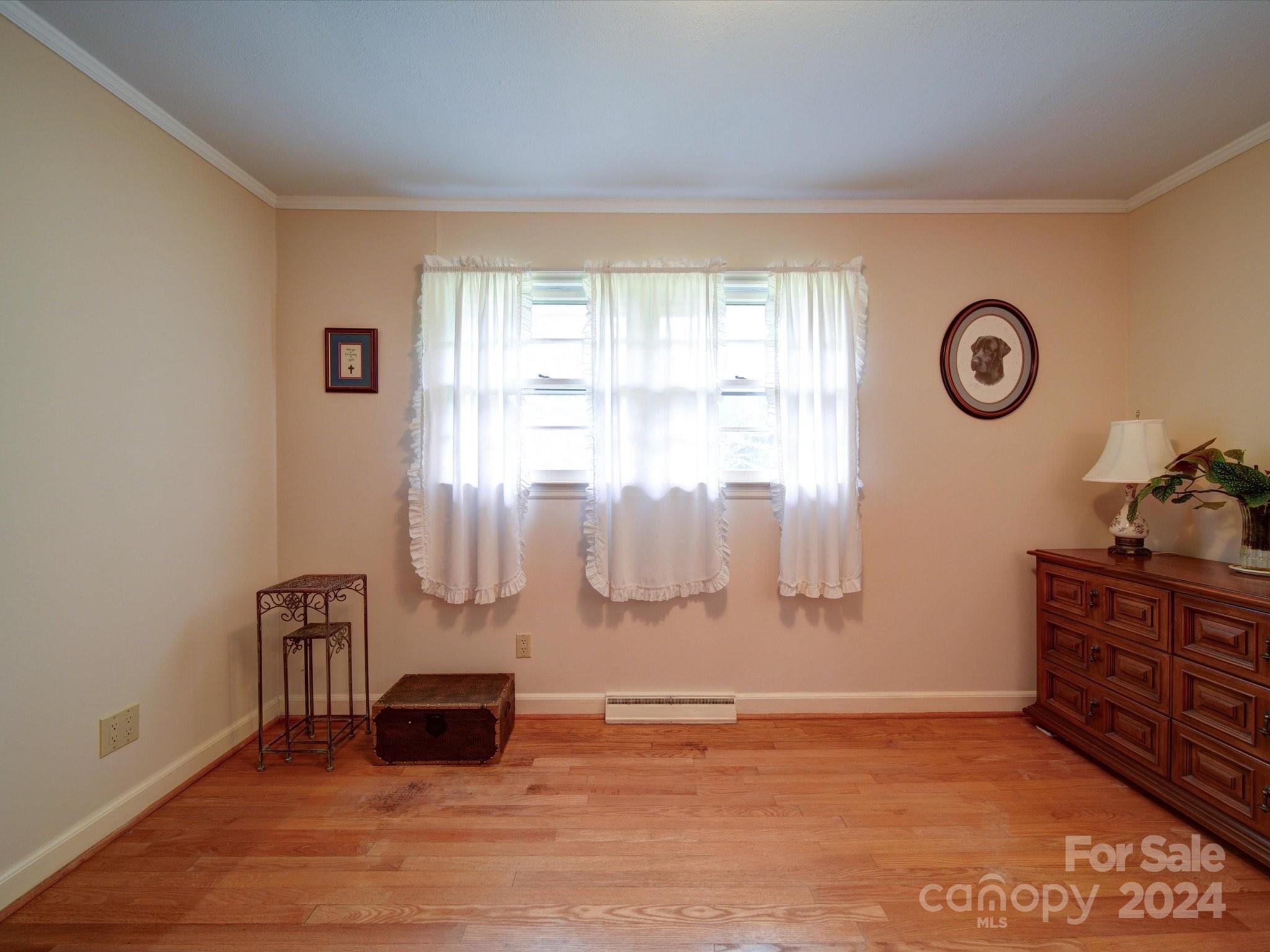 3701 Bellevue Terrace