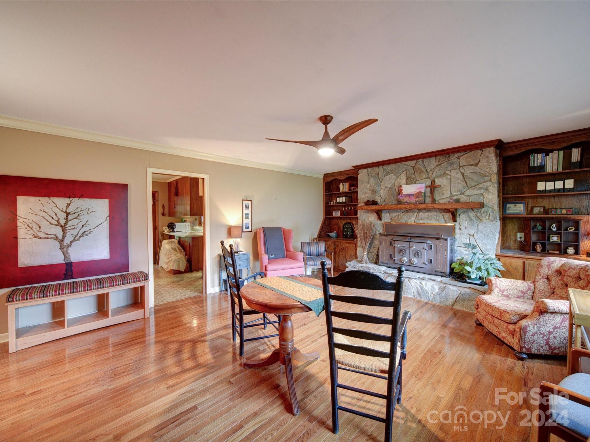 3701 Bellevue Terrace