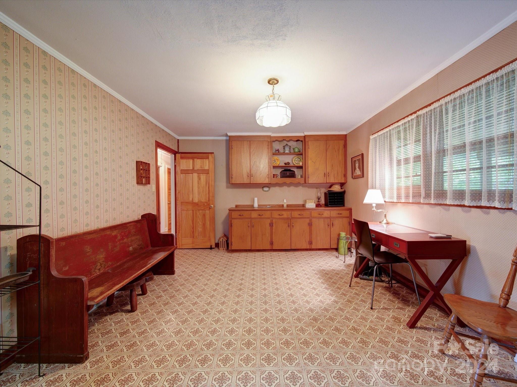 3701 Bellevue Terrace