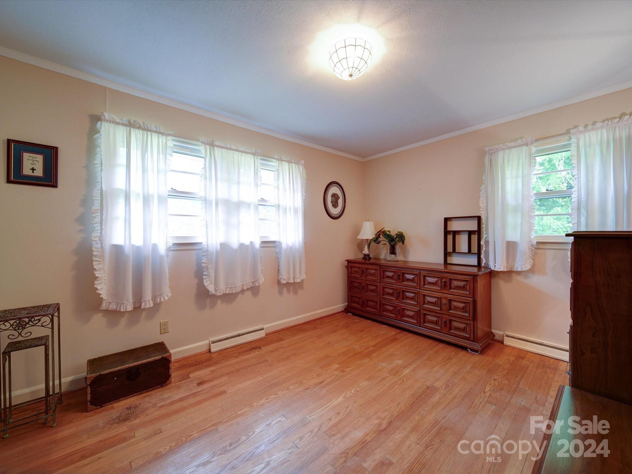 3701 Bellevue Terrace