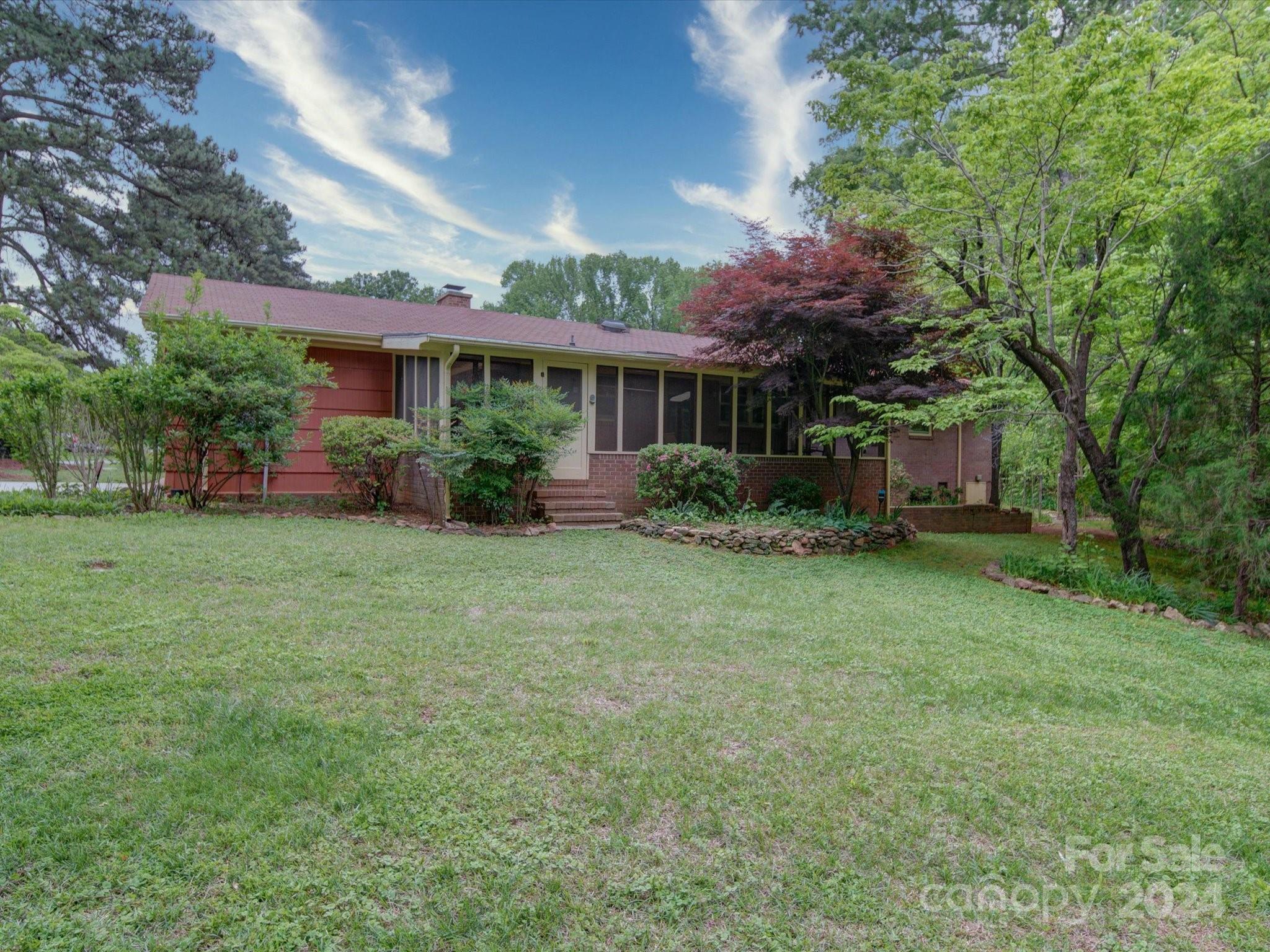 3701 Bellevue Terrace