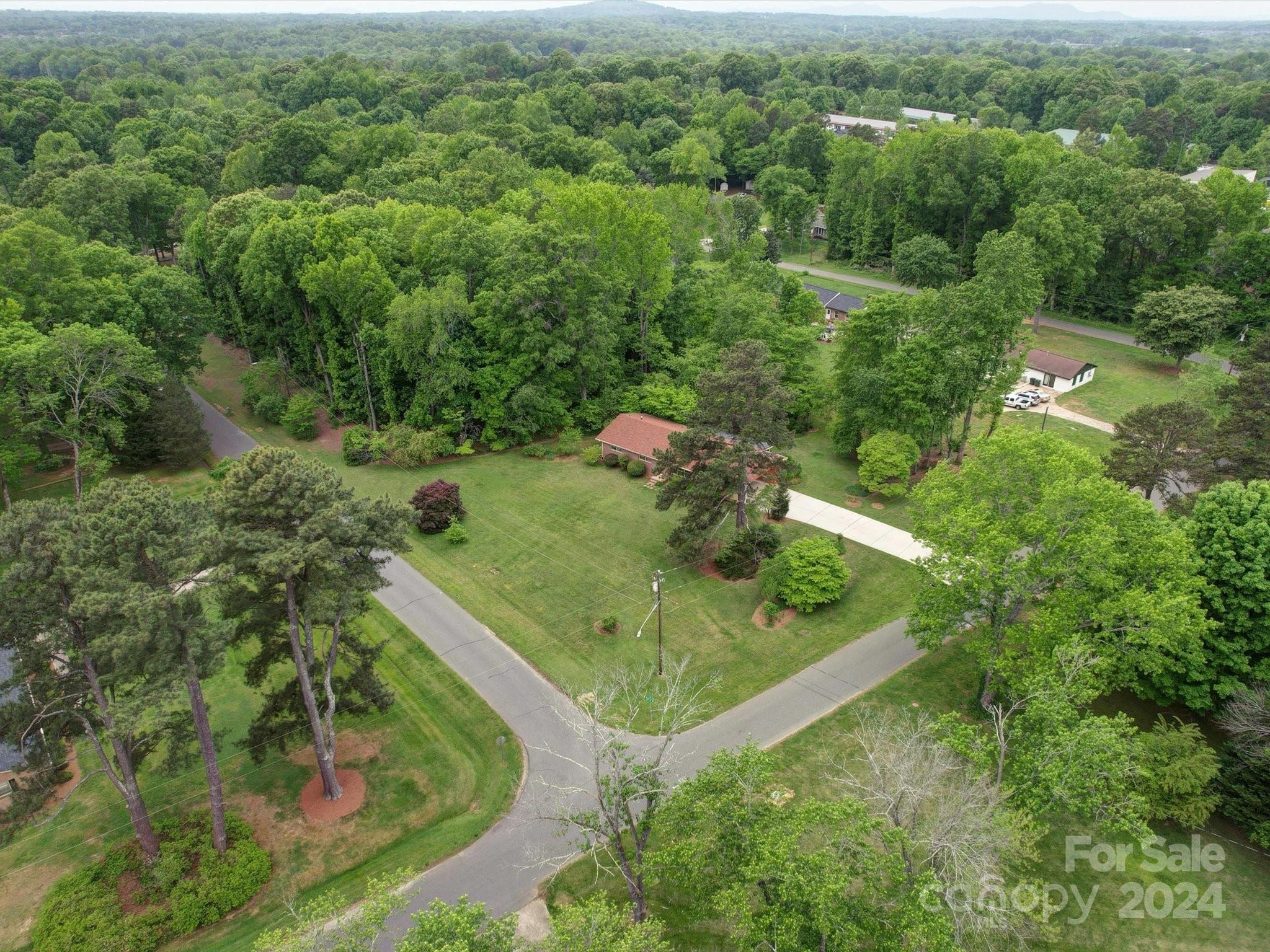 3701 Bellevue Terrace