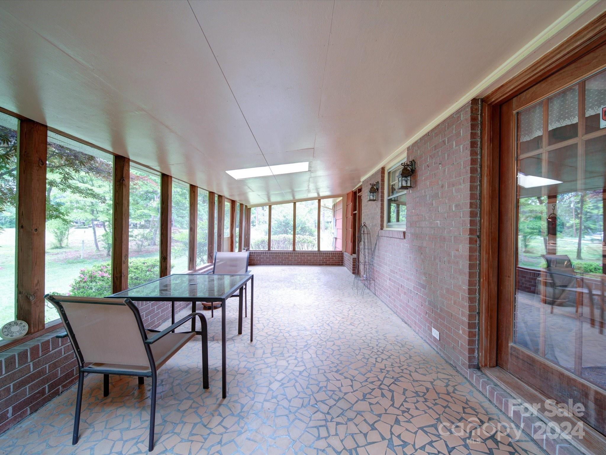 3701 Bellevue Terrace