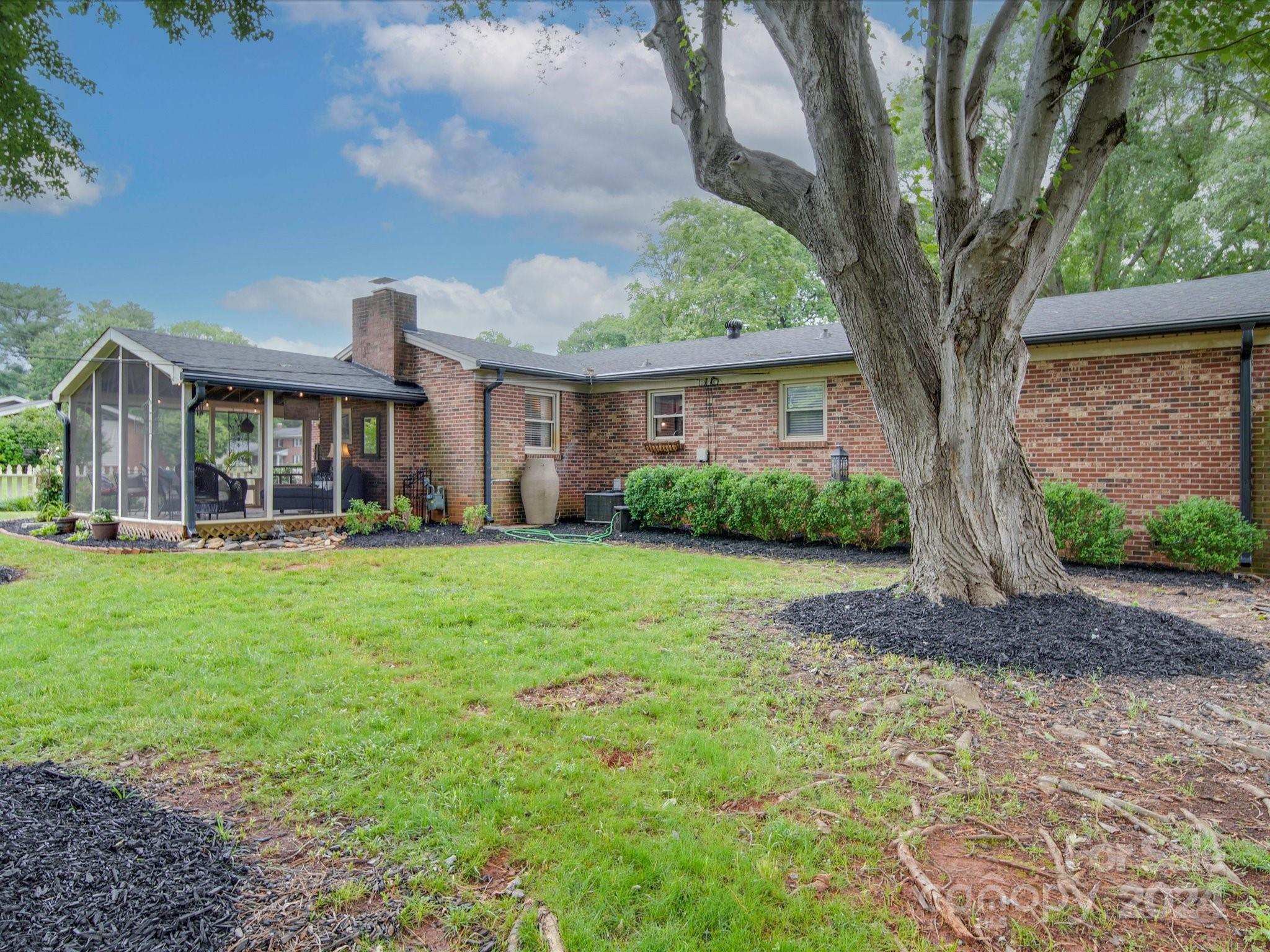 534 Rosemary Lane