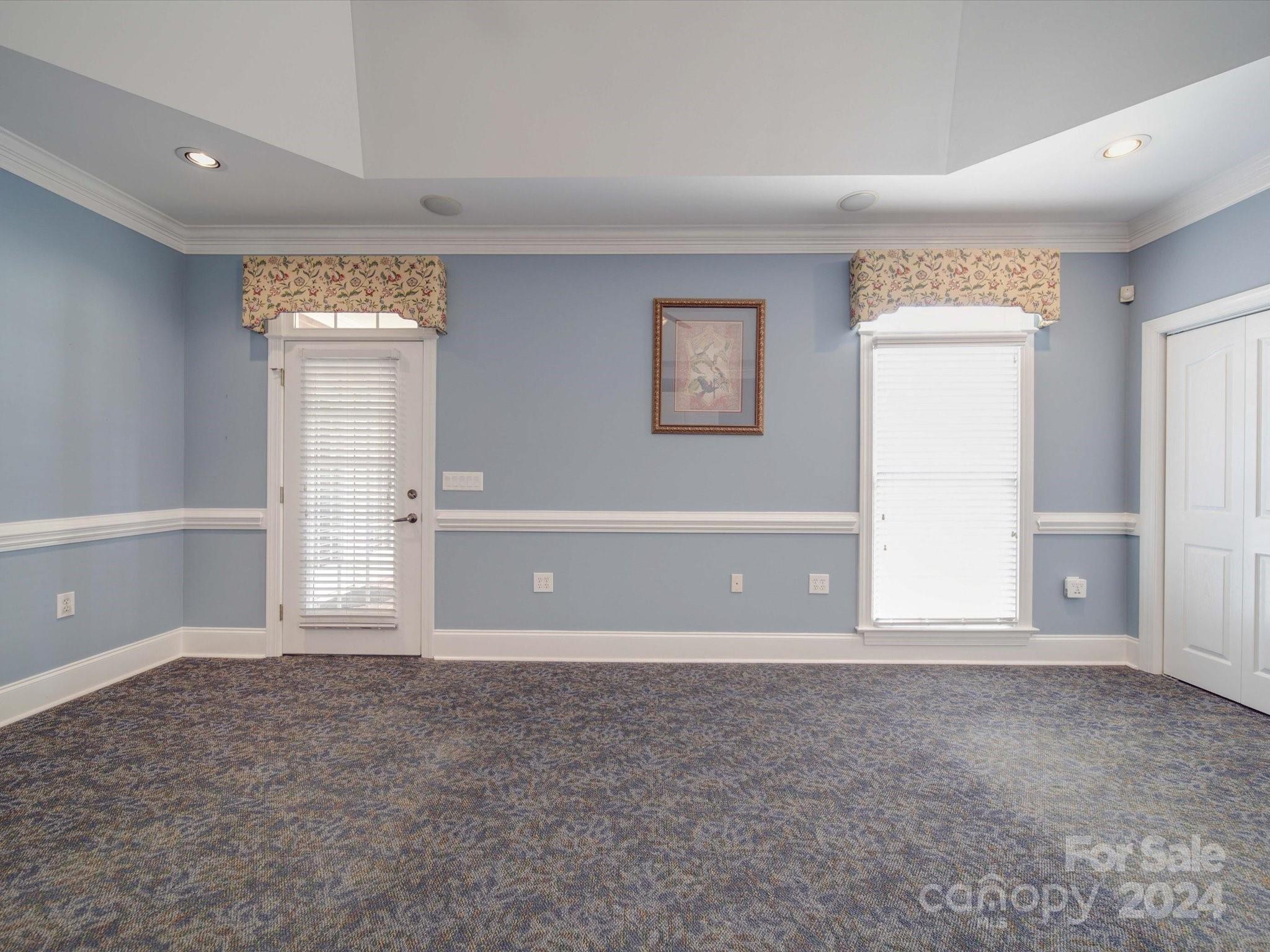 1562 Elkhart Circle