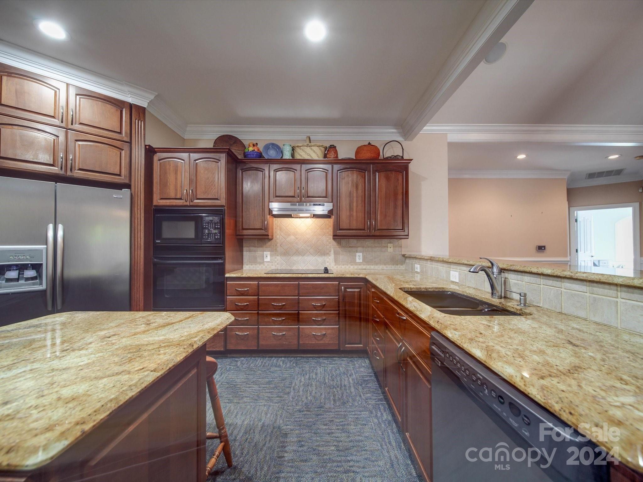 1562 Elkhart Circle