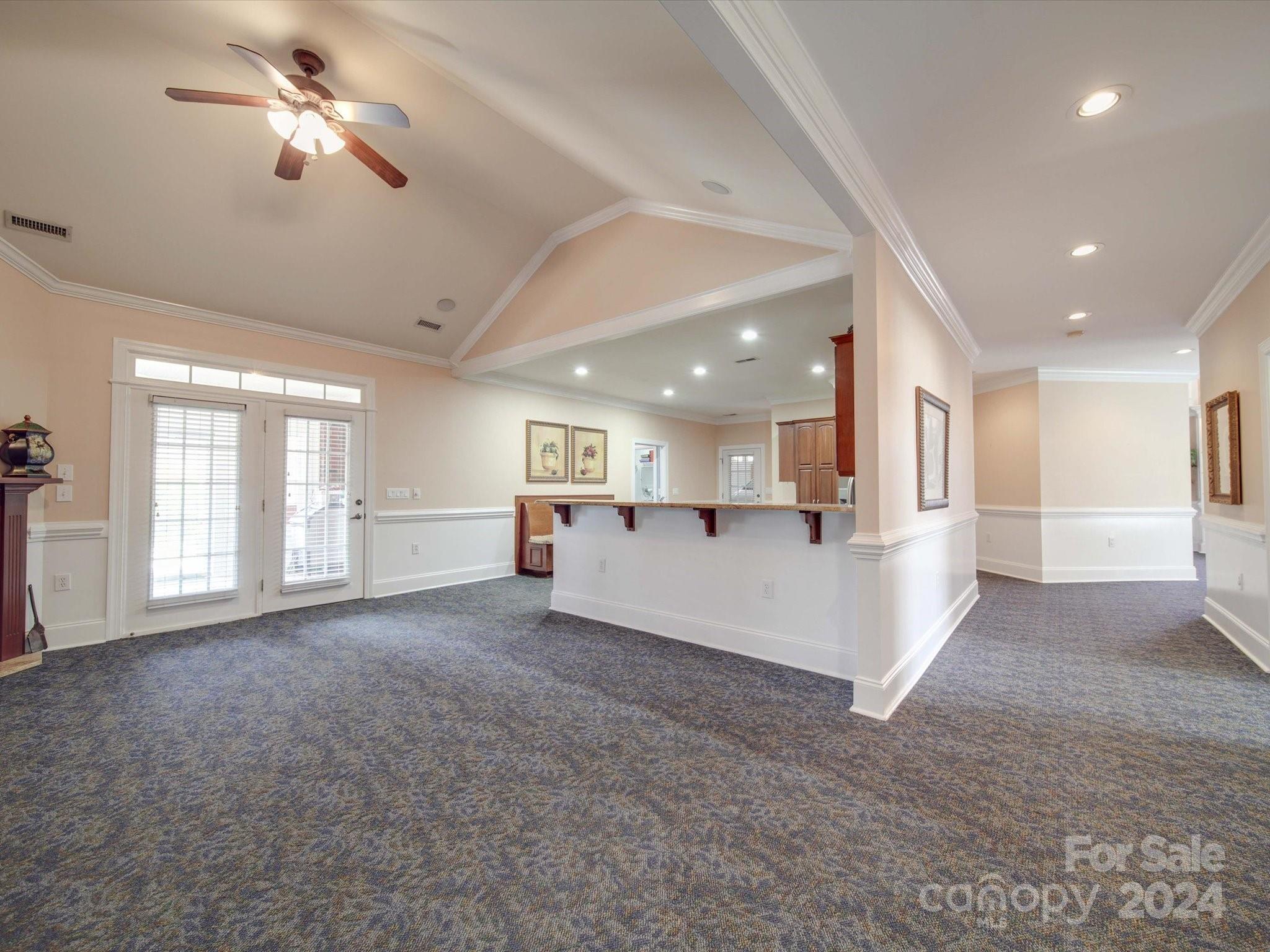 1562 Elkhart Circle