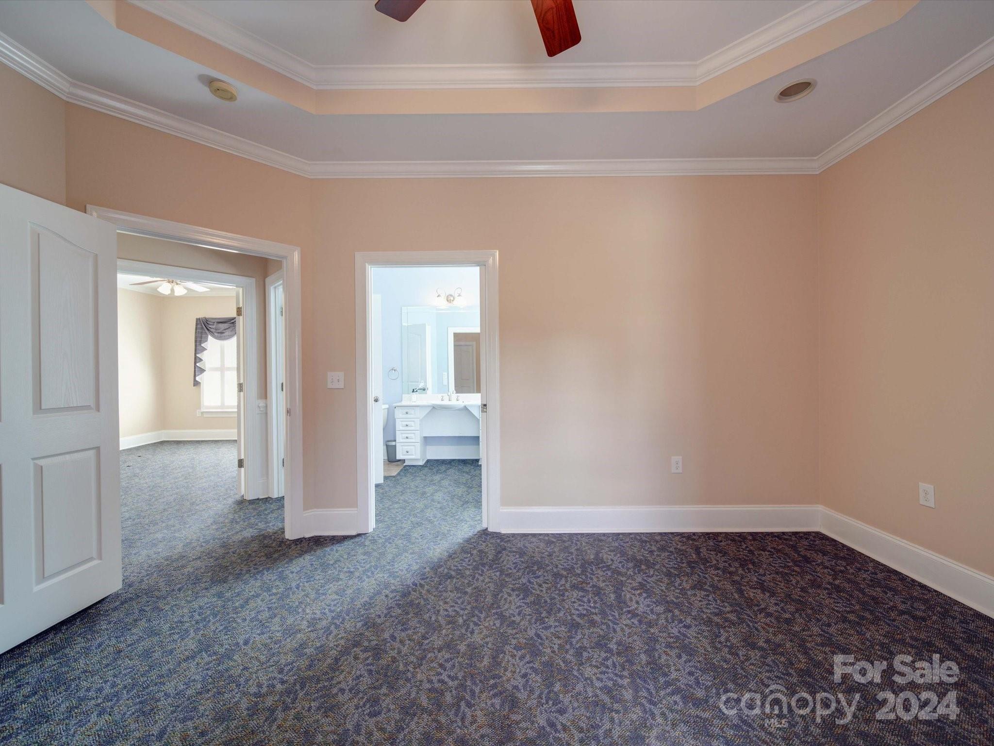 1562 Elkhart Circle