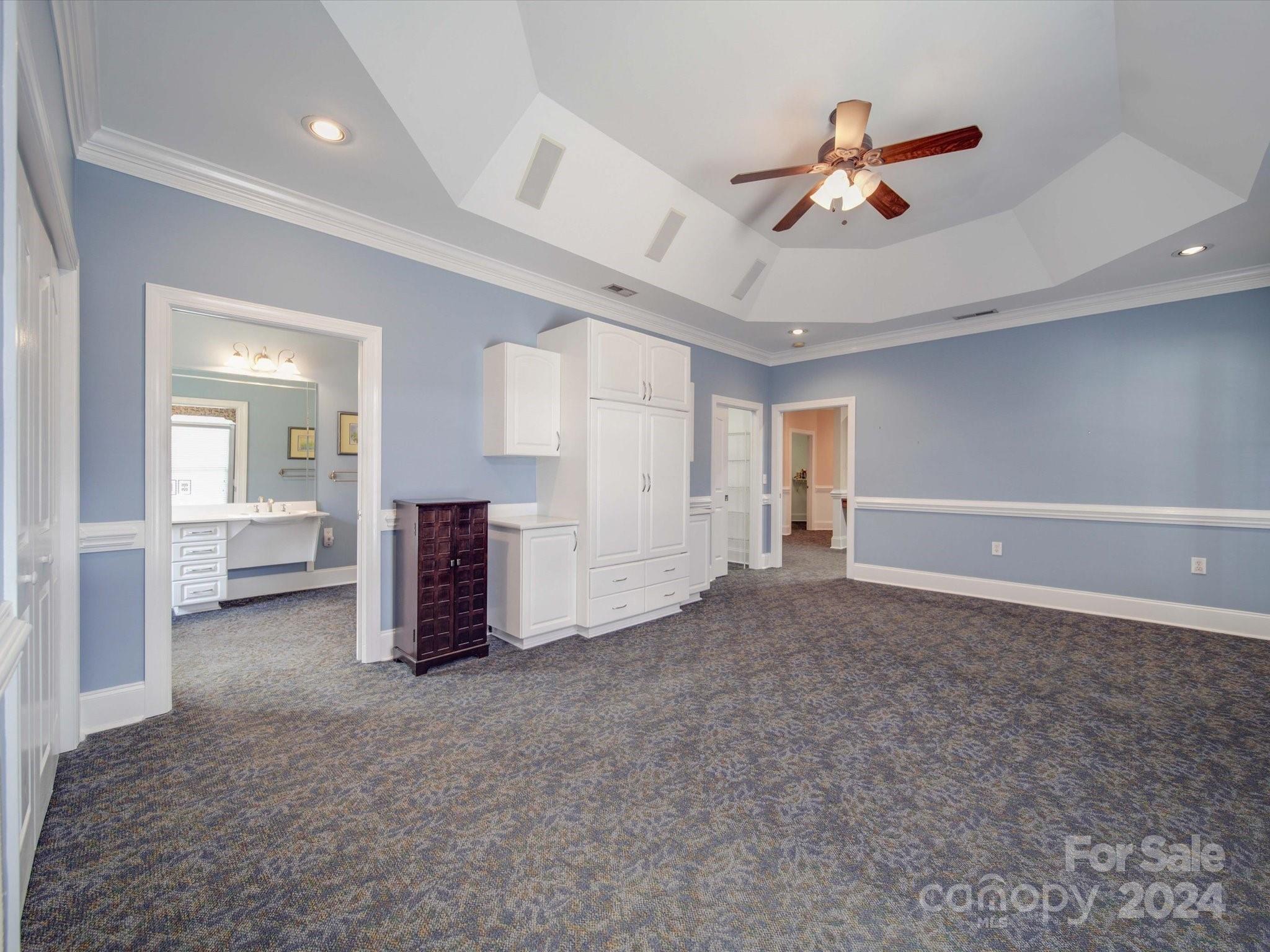1562 Elkhart Circle
