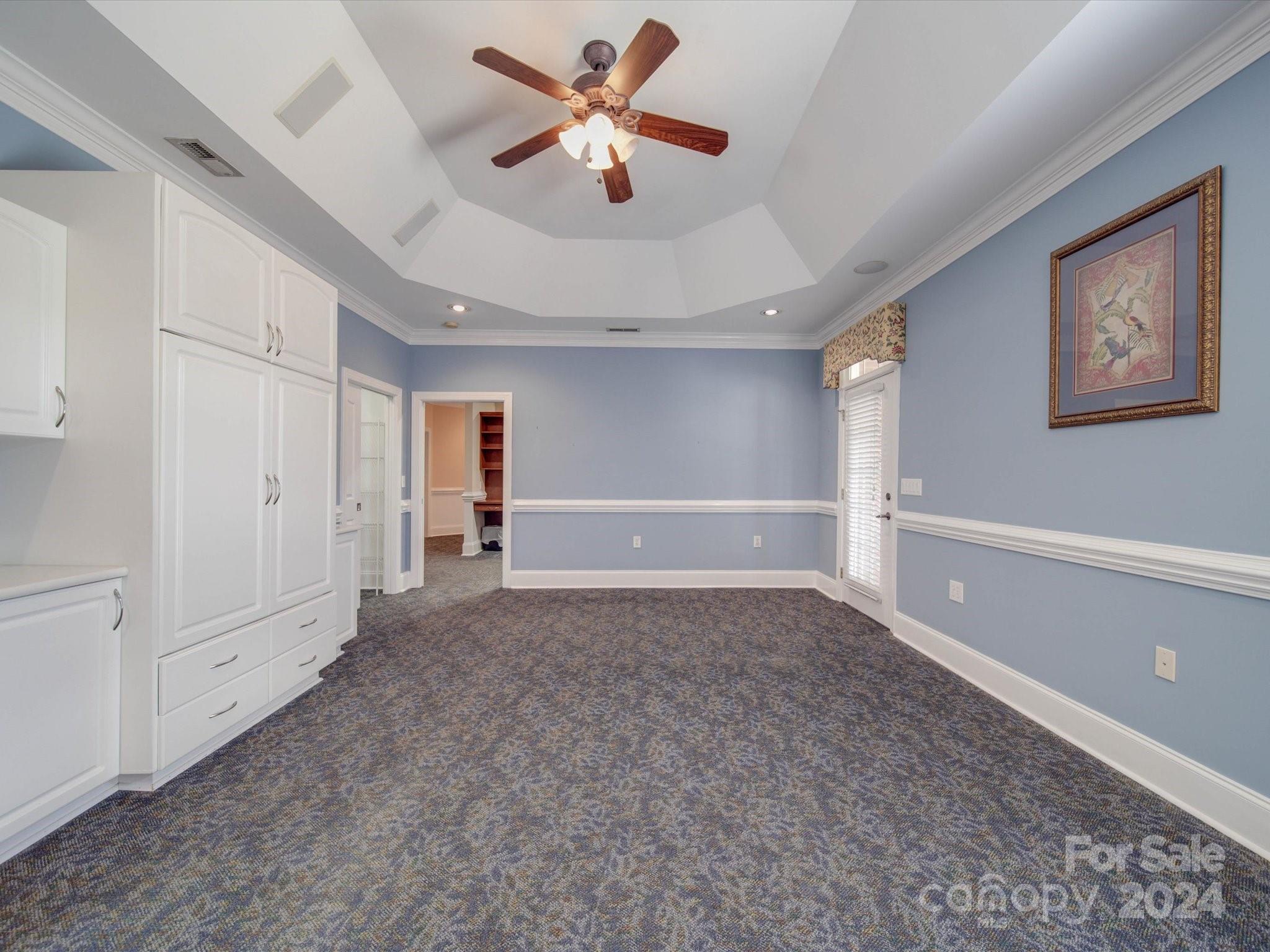 1562 Elkhart Circle