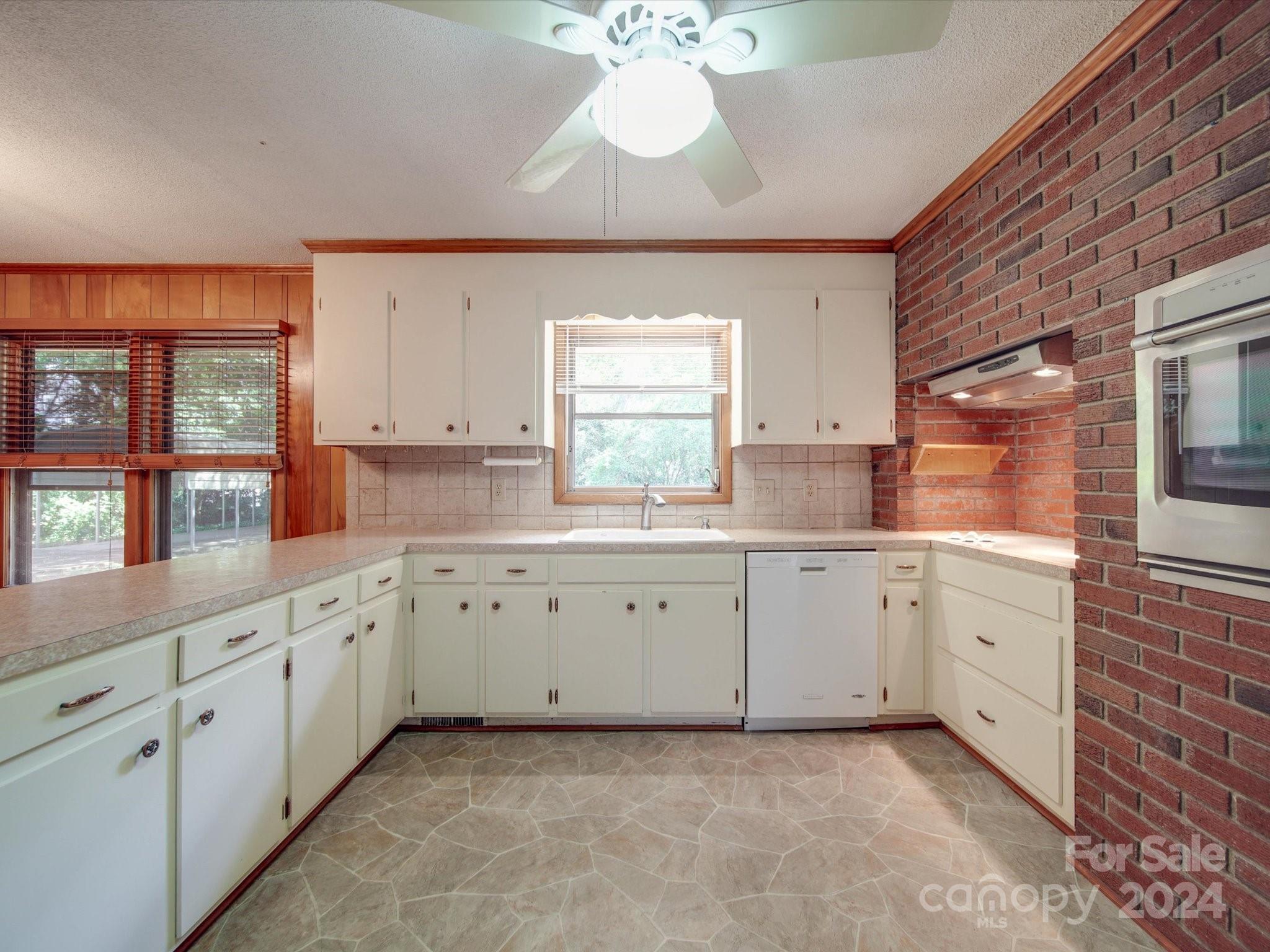 3015 Gardner Park Drive