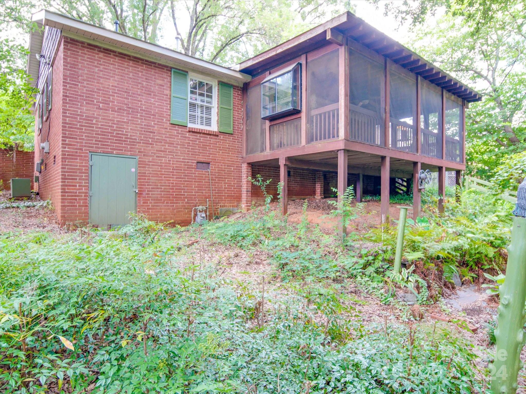 117 Farmhurst Drive