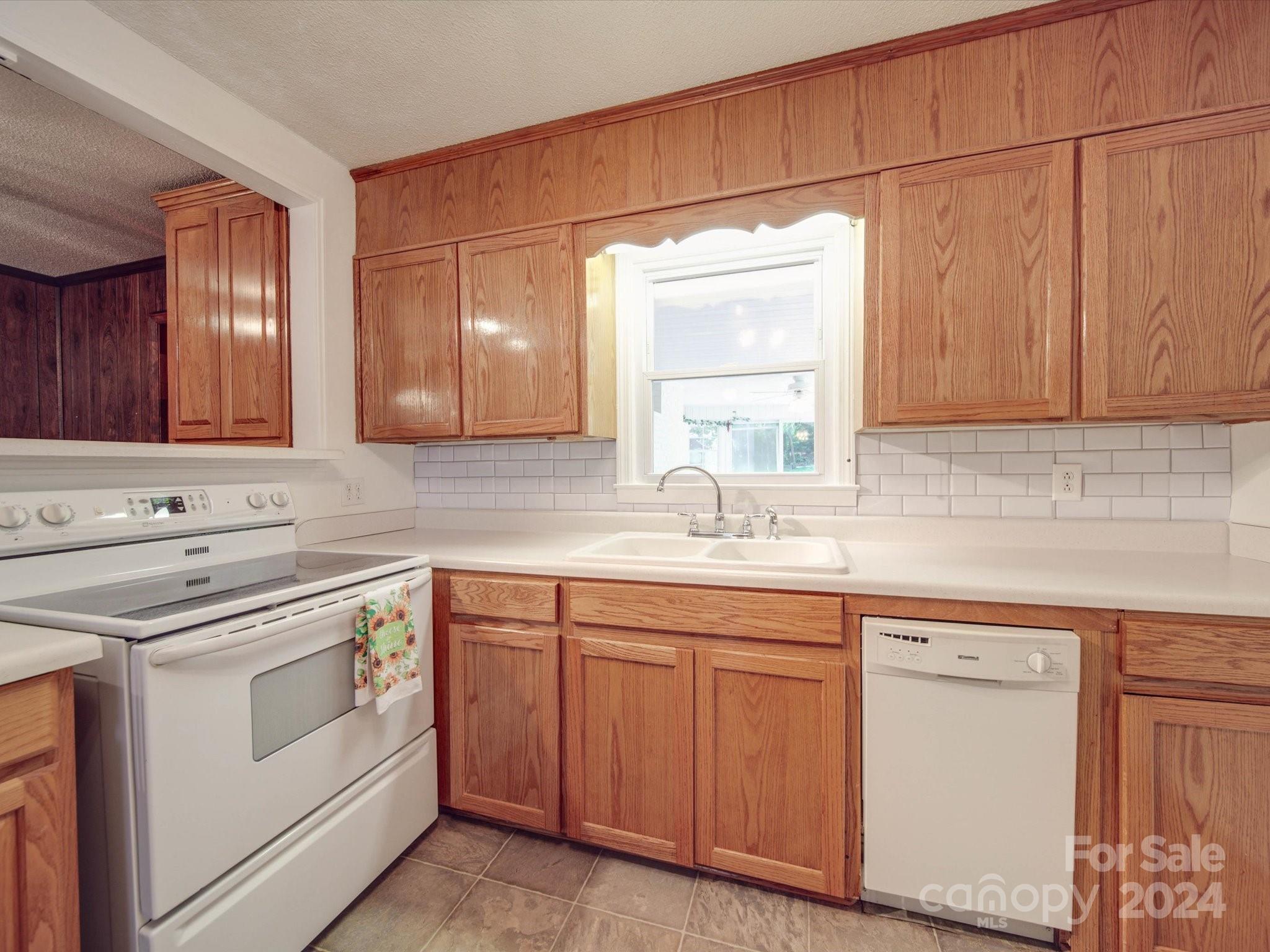 3531 Chapelwood Drive
