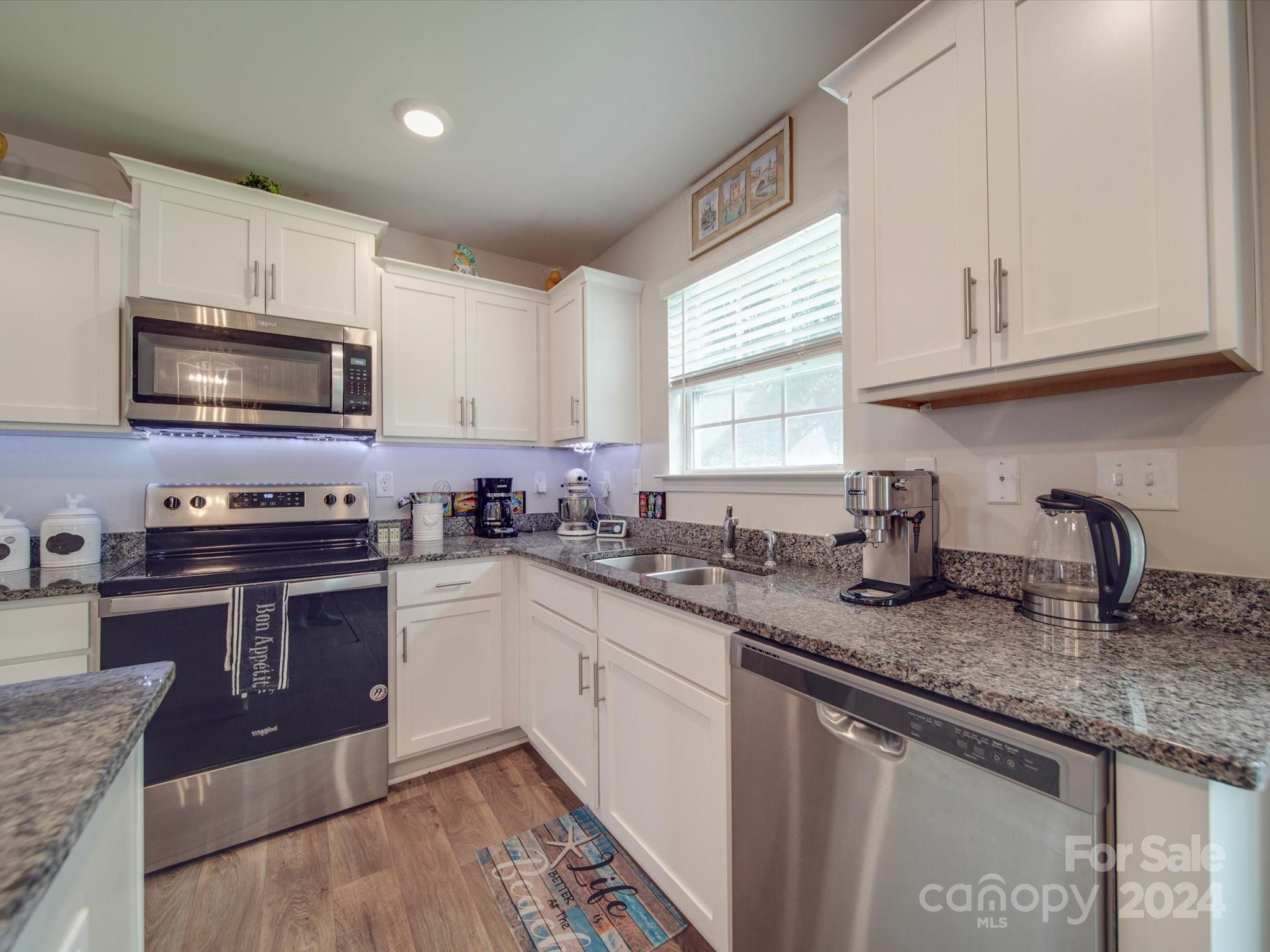 3115 Winesap Drive