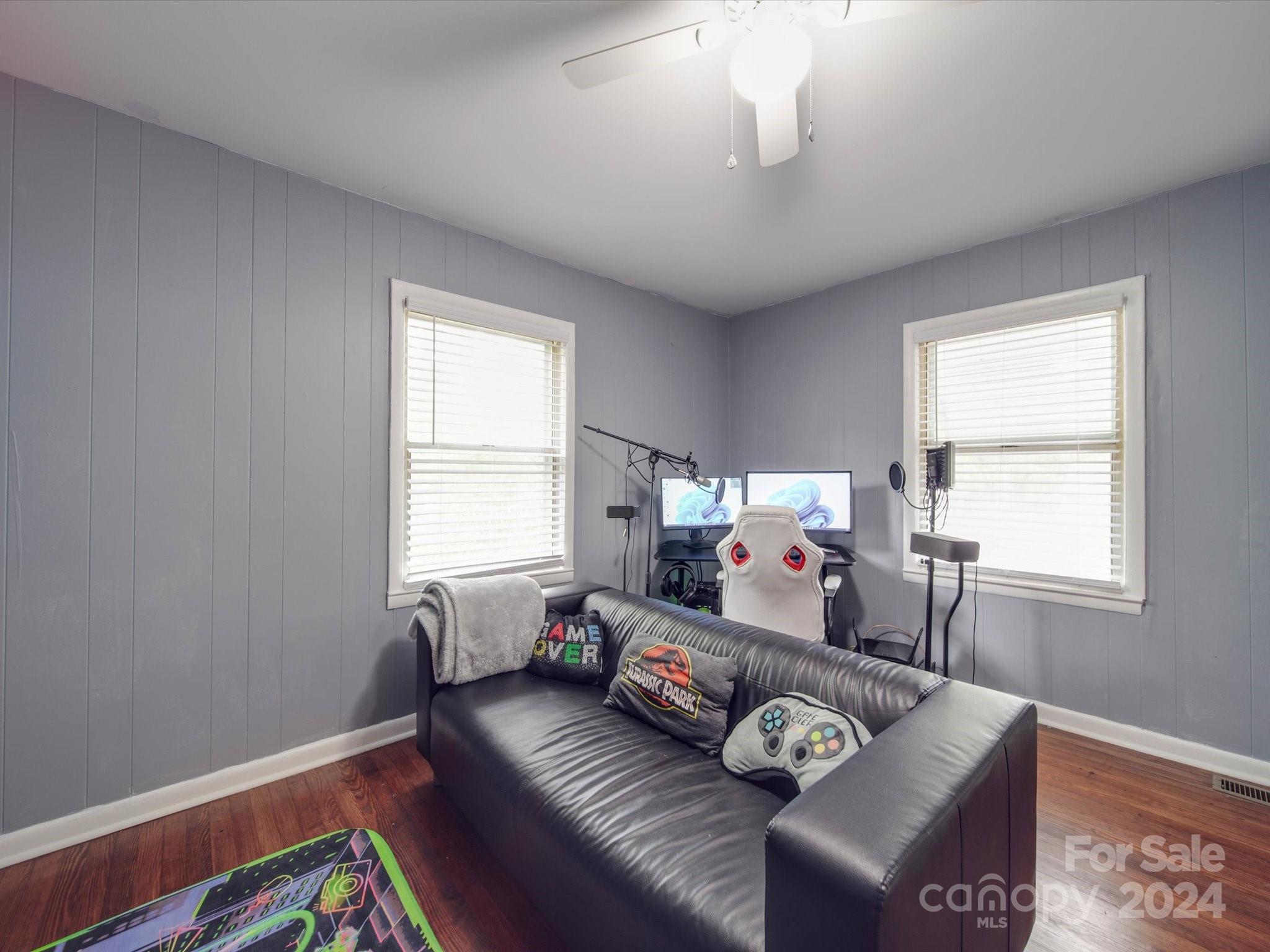 508 S Maple Street